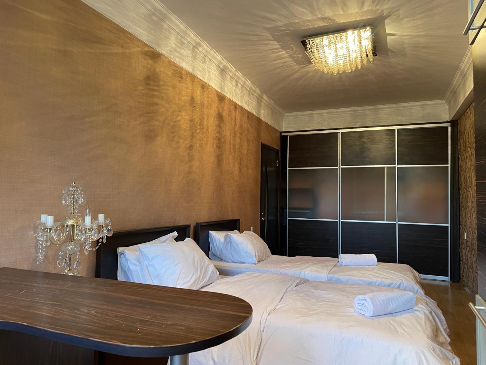 Ler Mont apartment