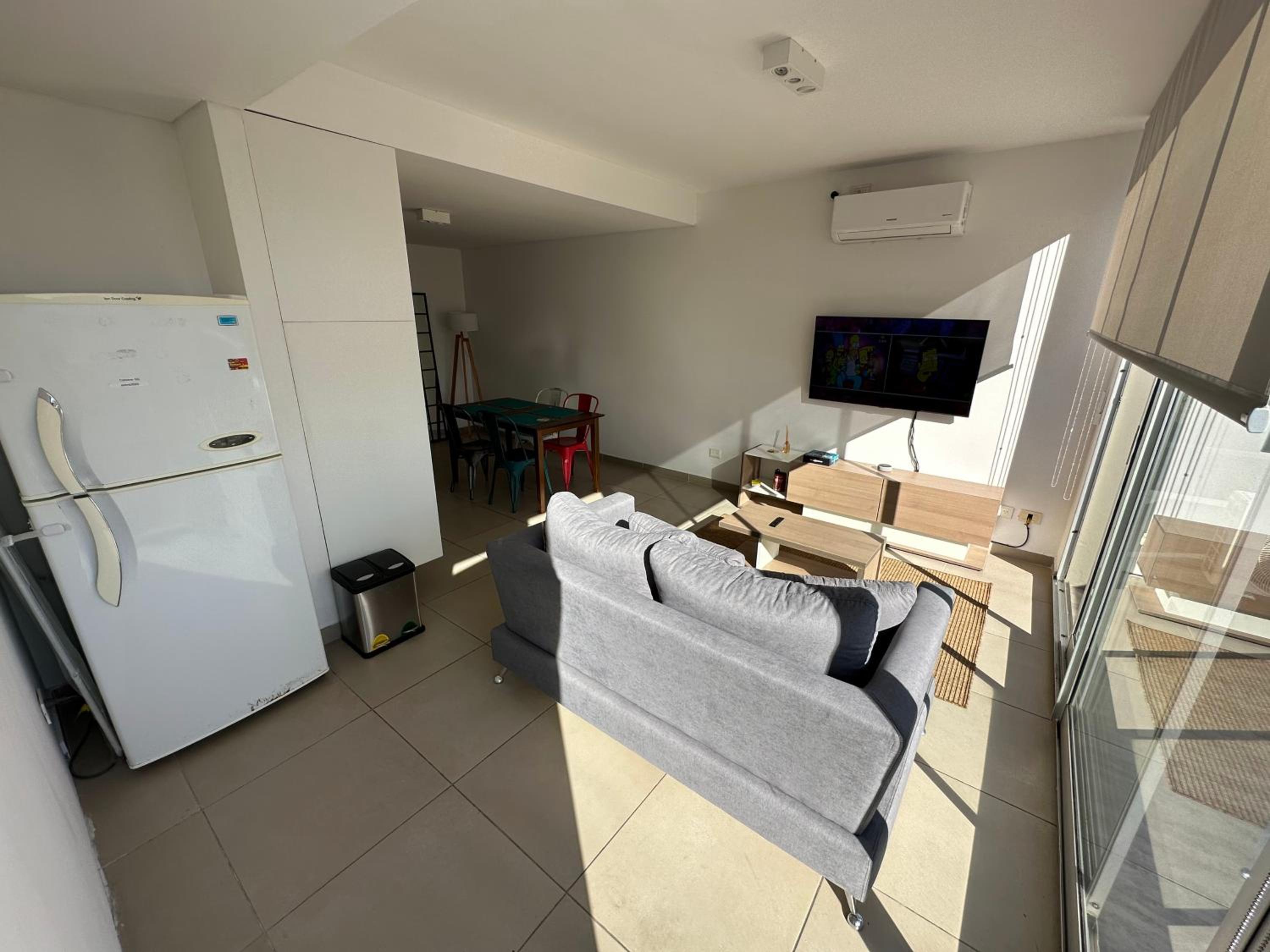 Modern Spacious & Sunny Apartment in Palermo