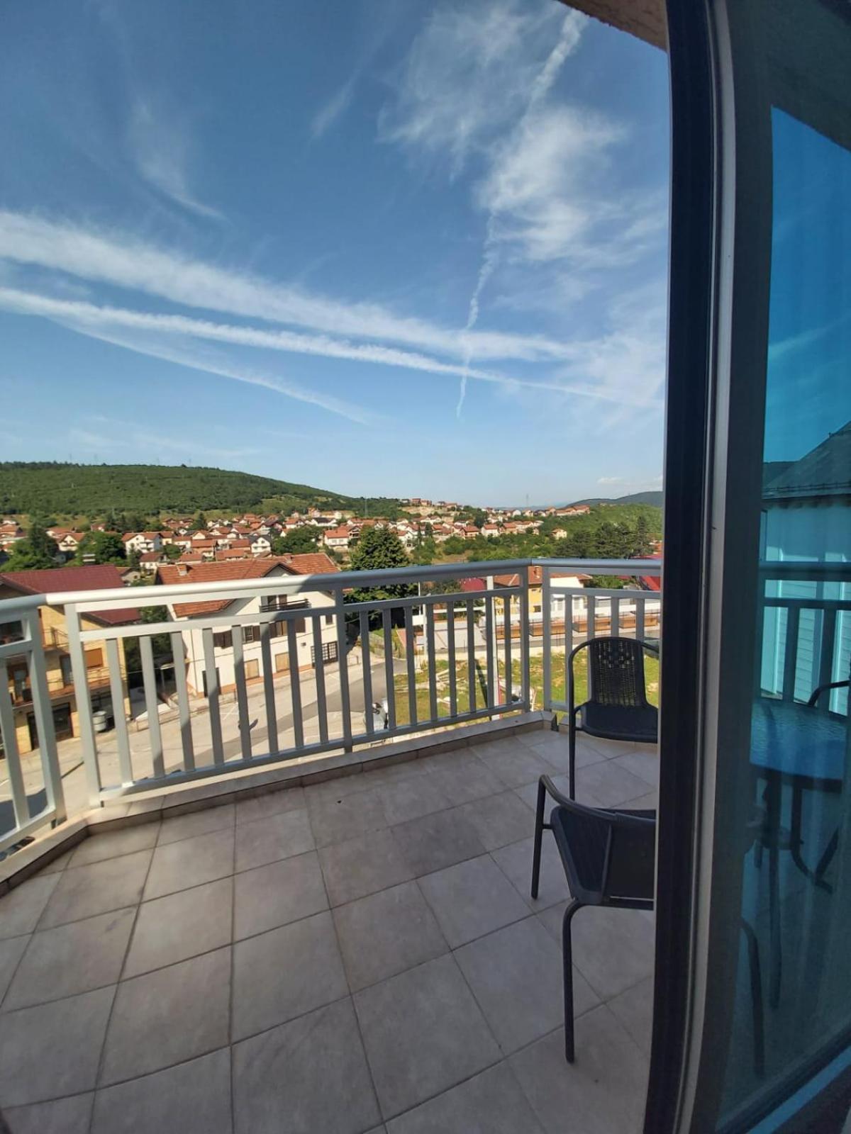 Apartmani Sladojević
