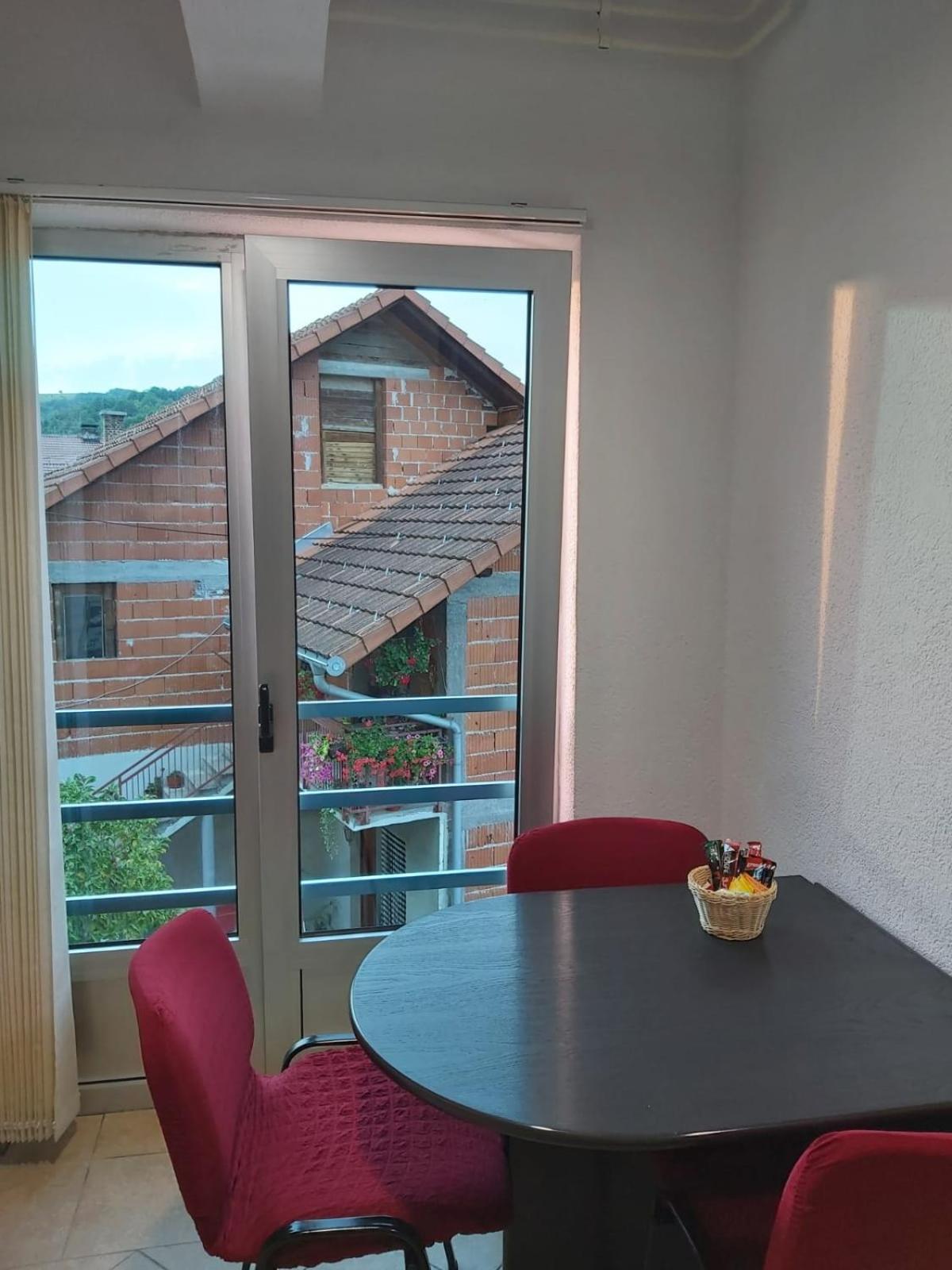 Apartmani Sladojević