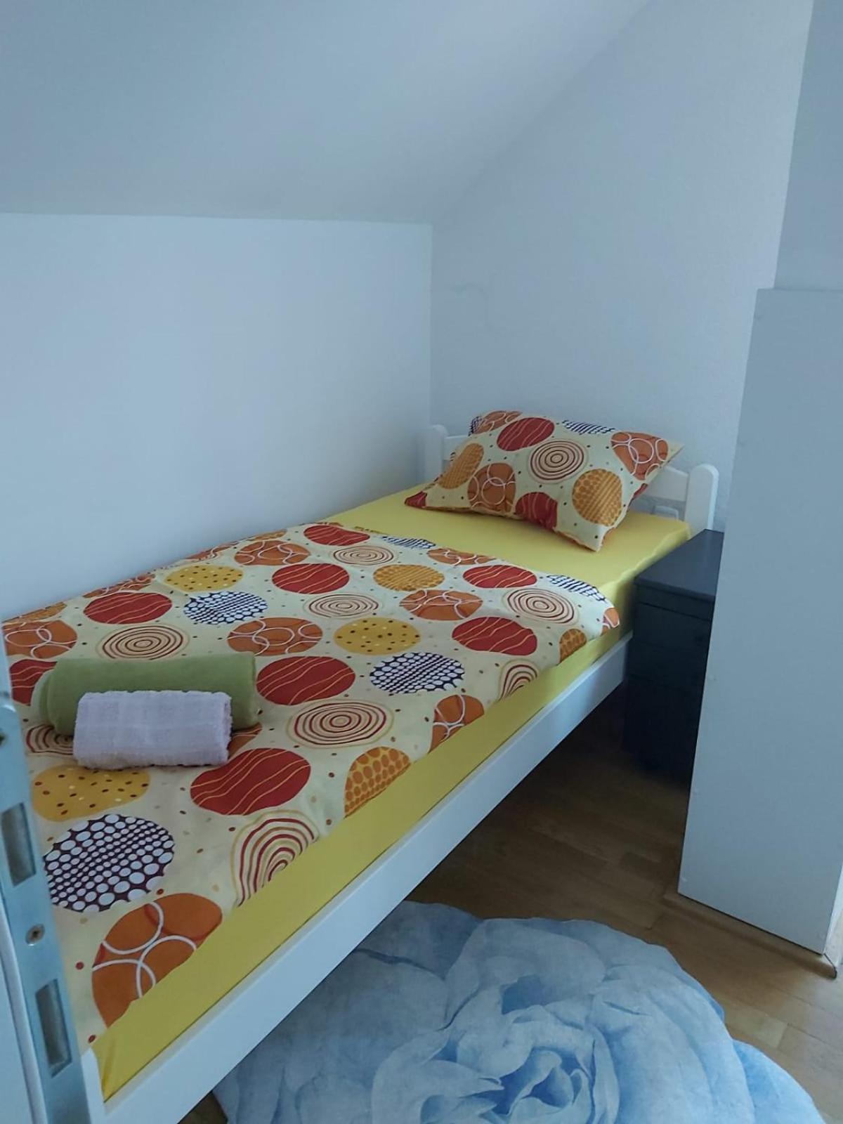 Apartmani Sladojević