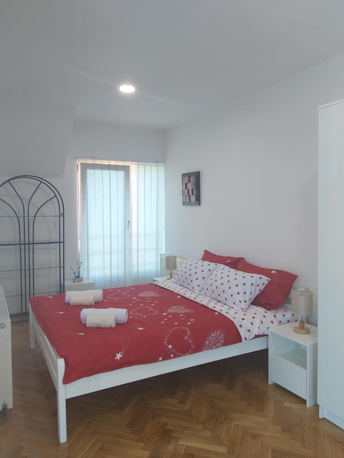Apartmani Sladojević