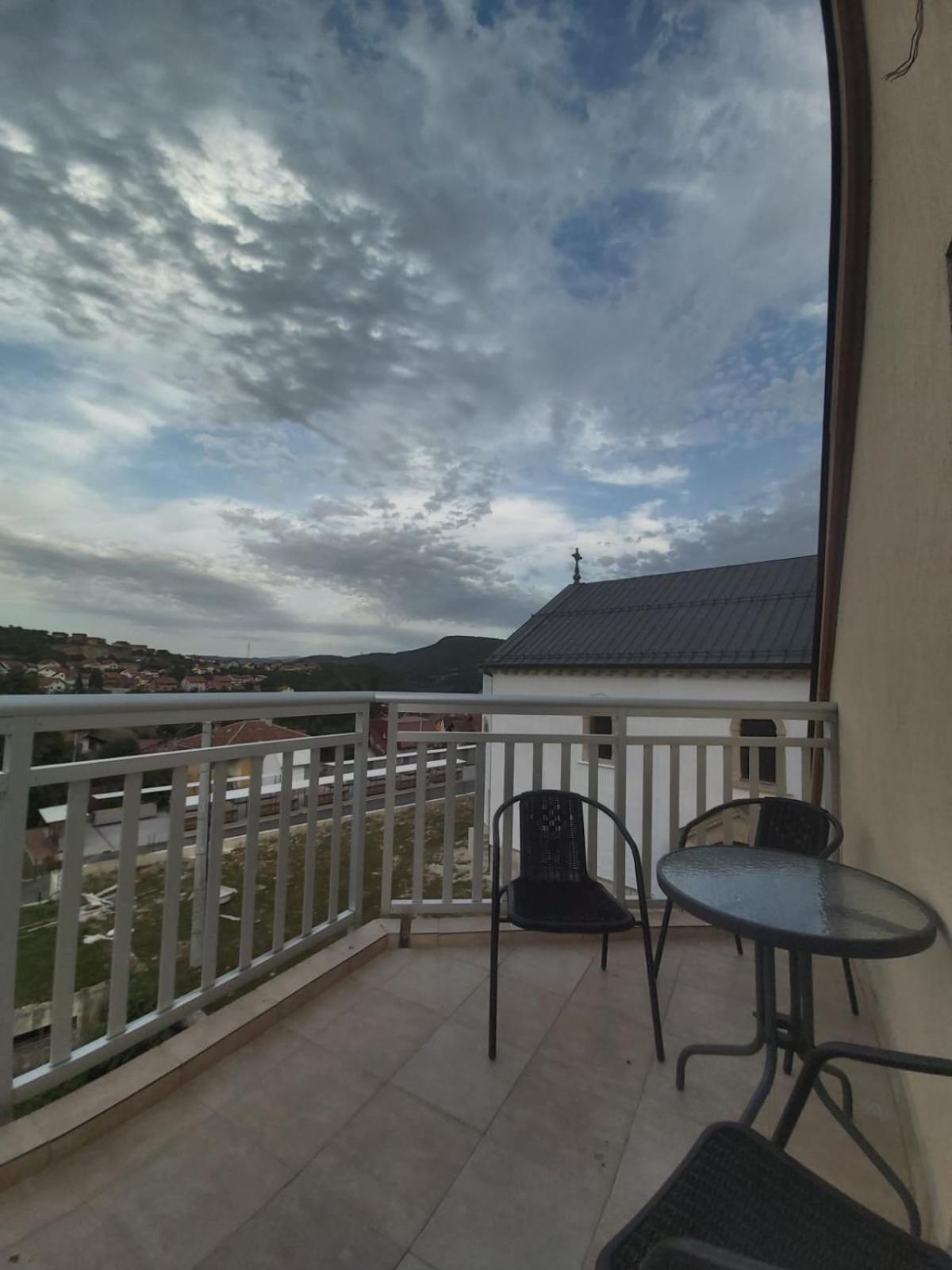 Apartmani Sladojević