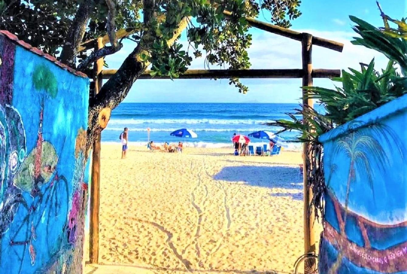 Casa a uma quadra da praia Maresias