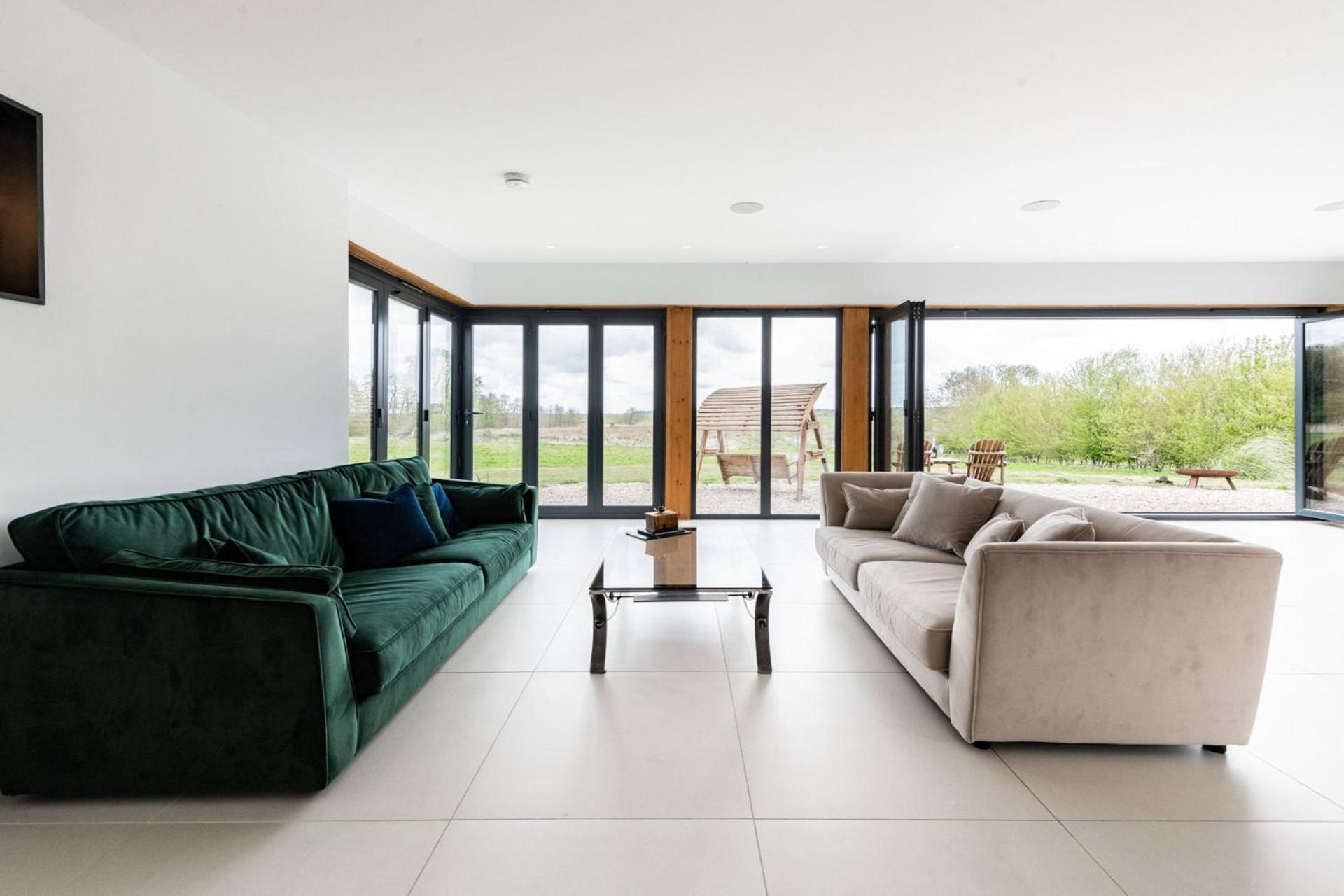Host & Stay - Willow Barn