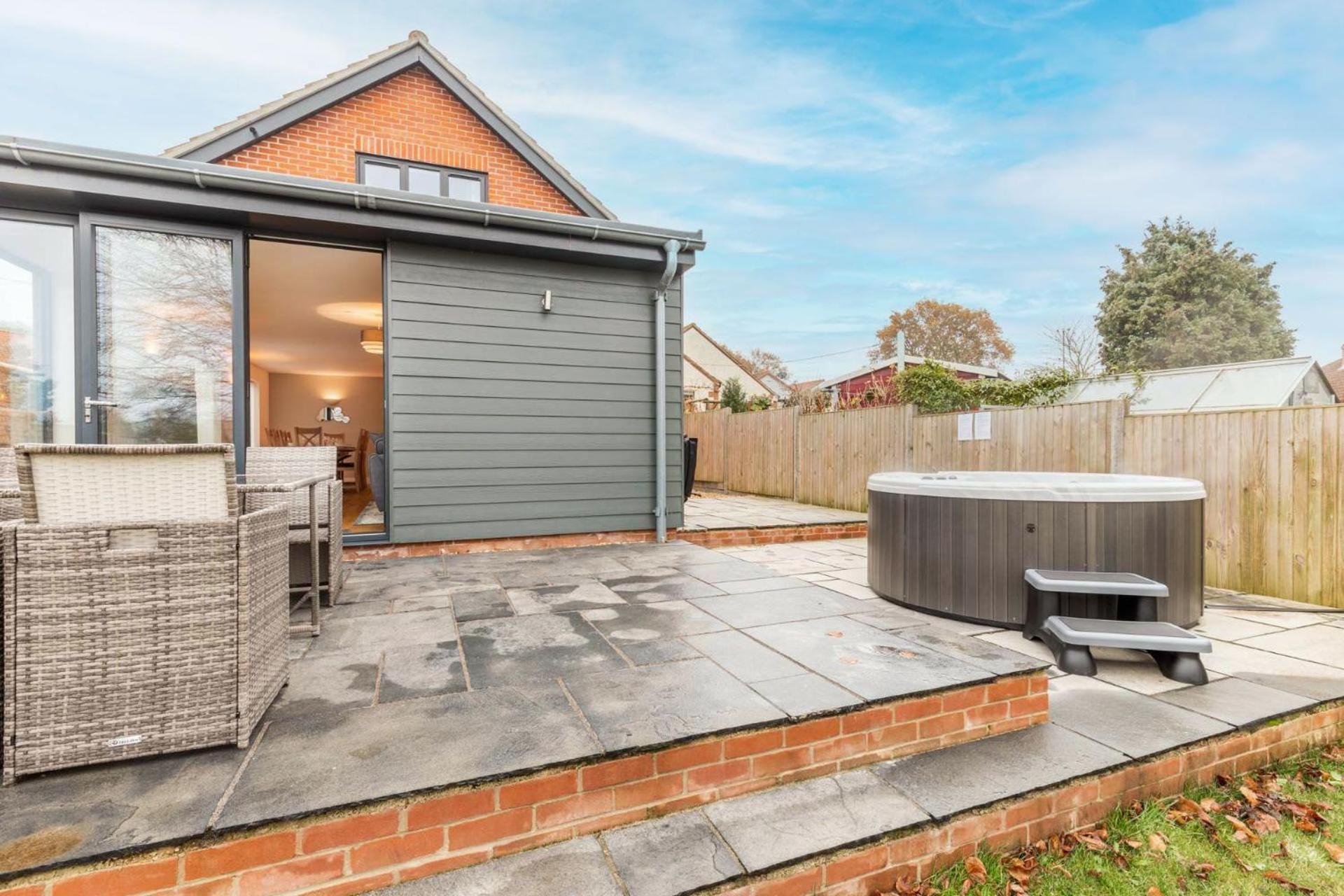 Host & Stay - Crimond House