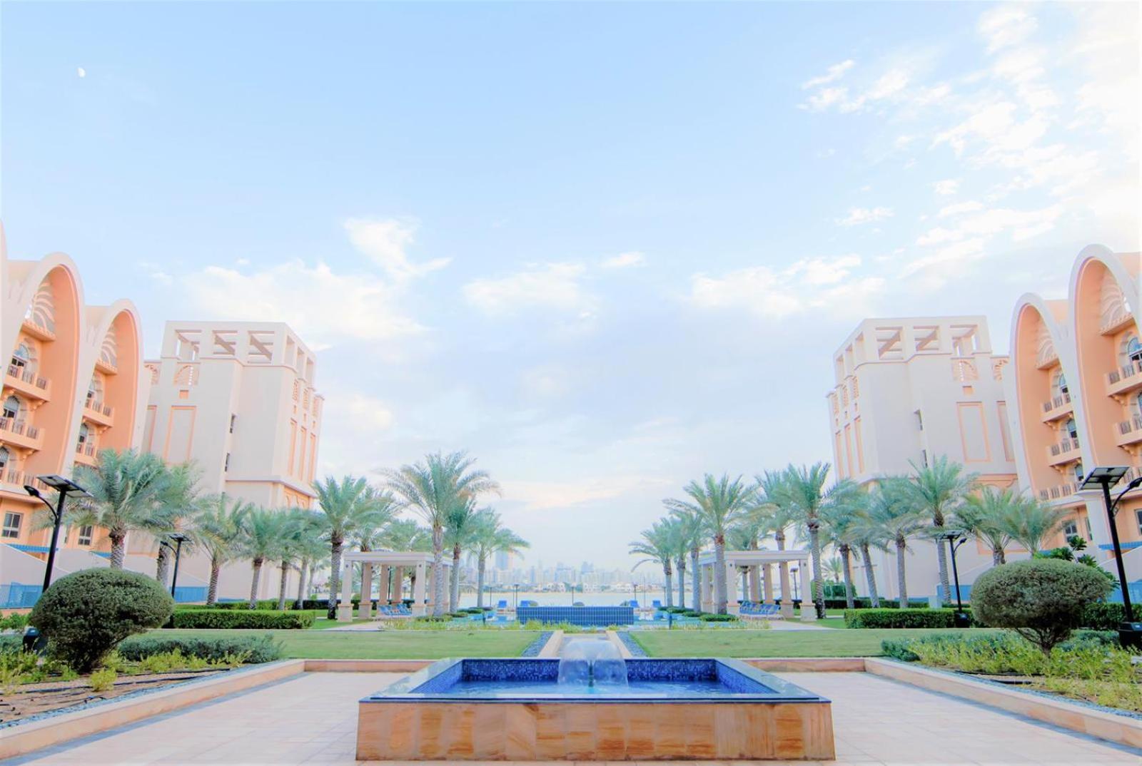 Amazing BeachFront Apartments near Atlantis Waterpark by Simply Comfort Sarai Palm Jumeirah