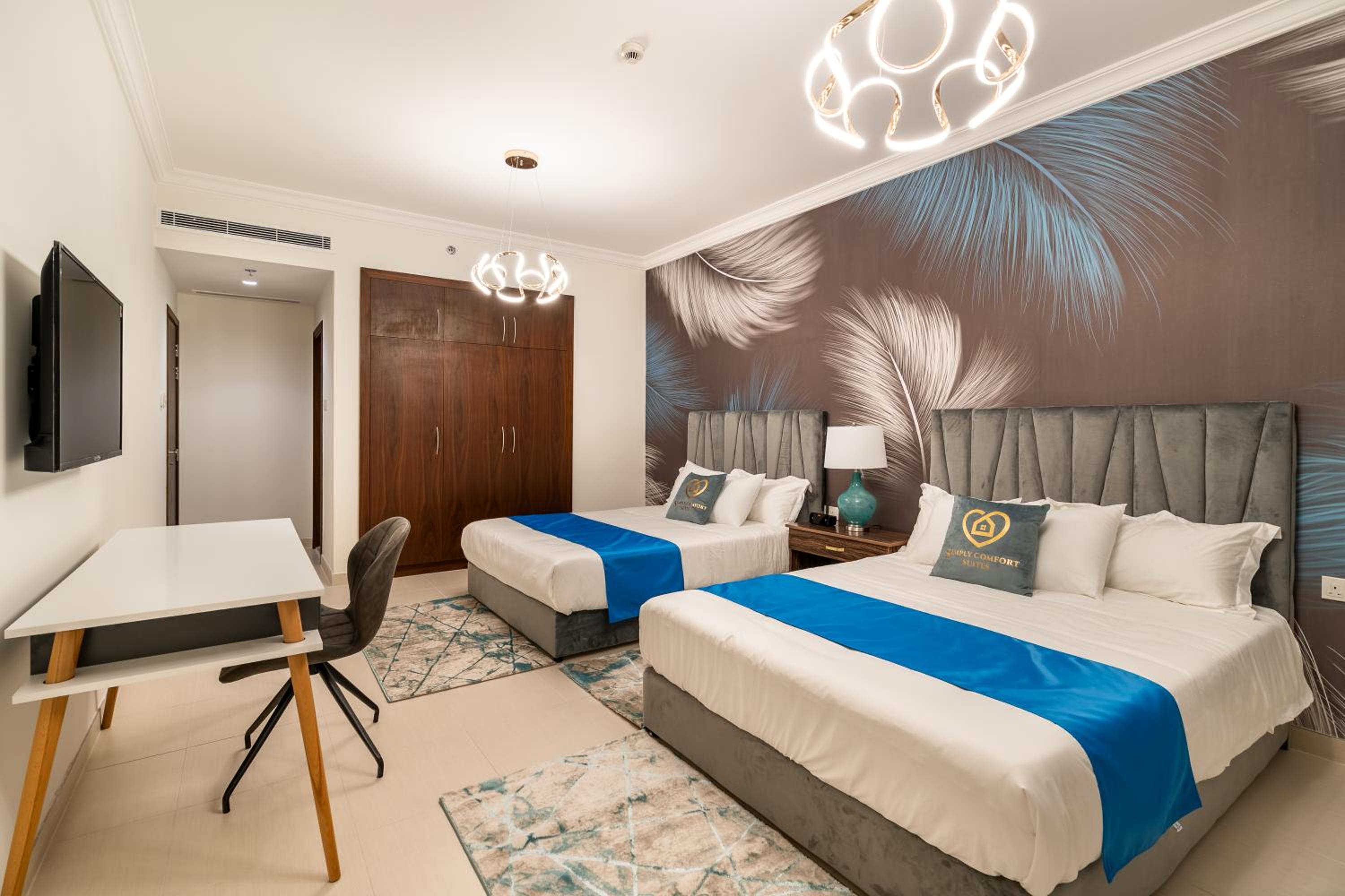 Amazing BeachFront Apartments near Atlantis Waterpark by Simply Comfort Sarai Palm Jumeirah