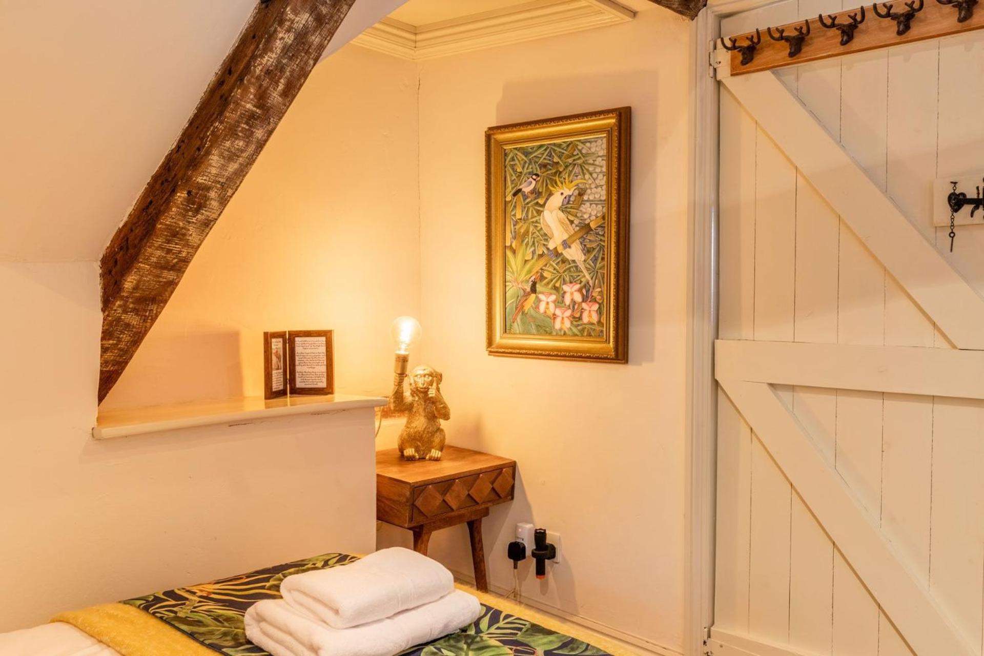 Host & Stay - The Old Paul Pry