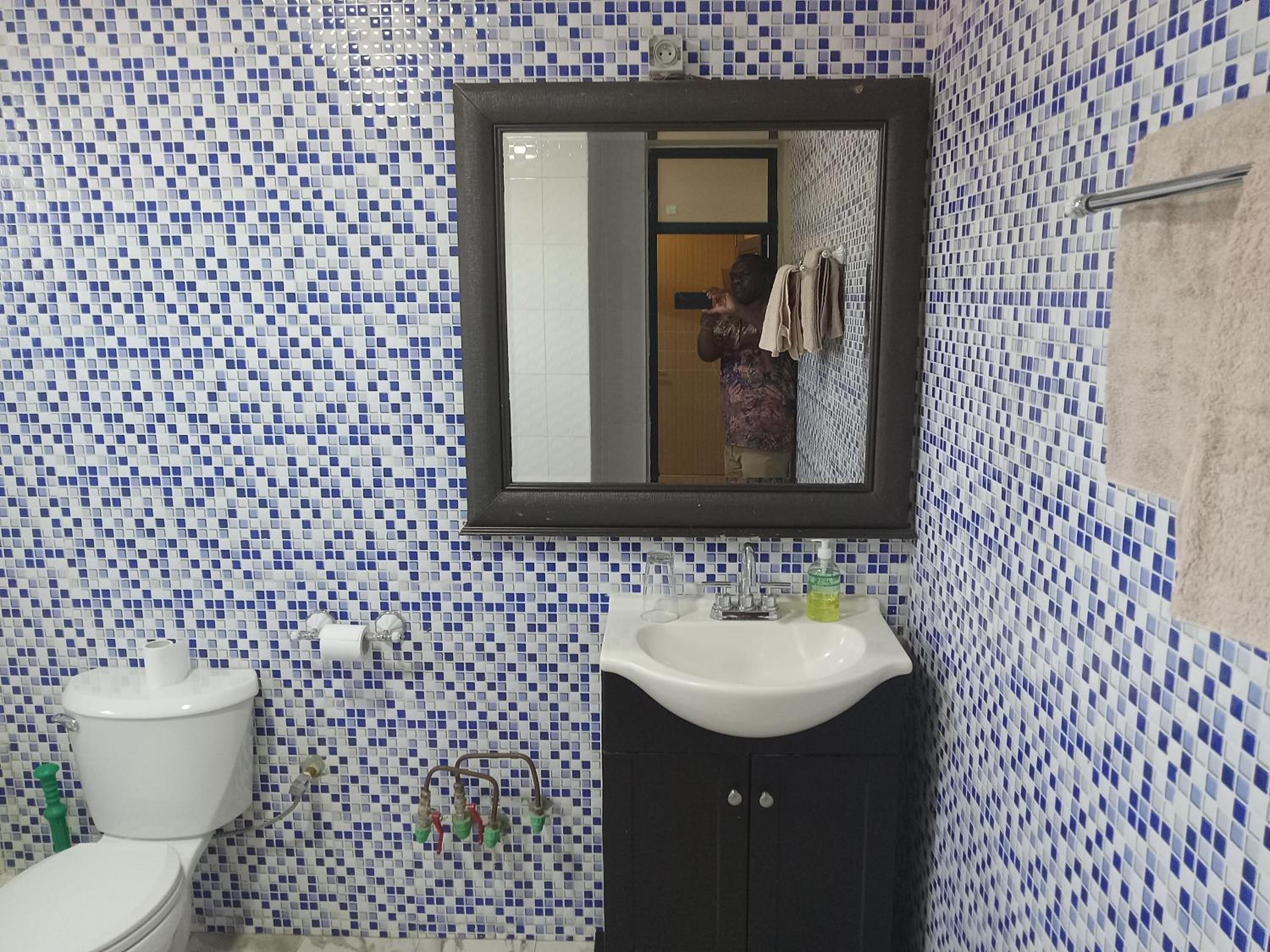 Oasis Lawafossi