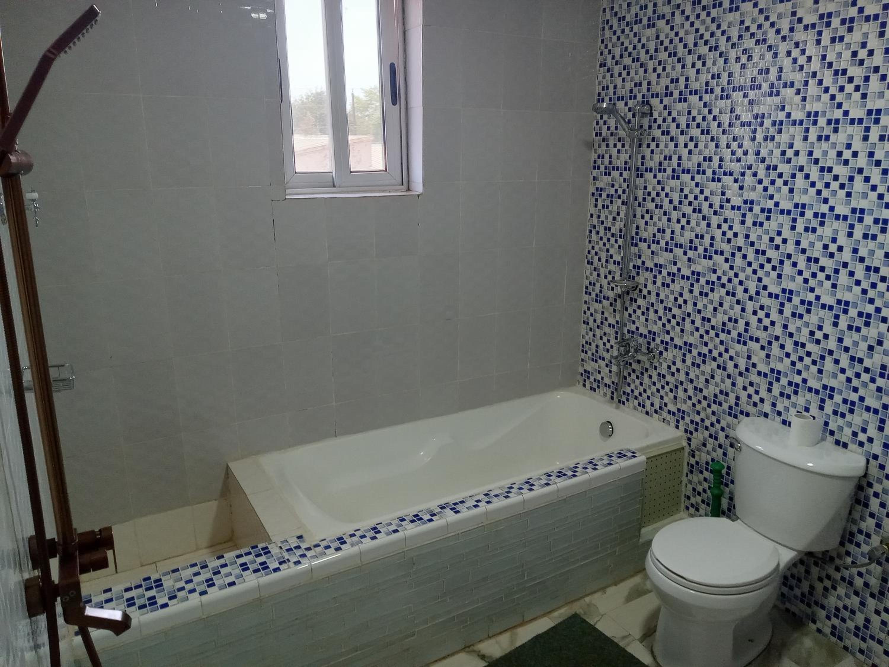Oasis Lawafossi
