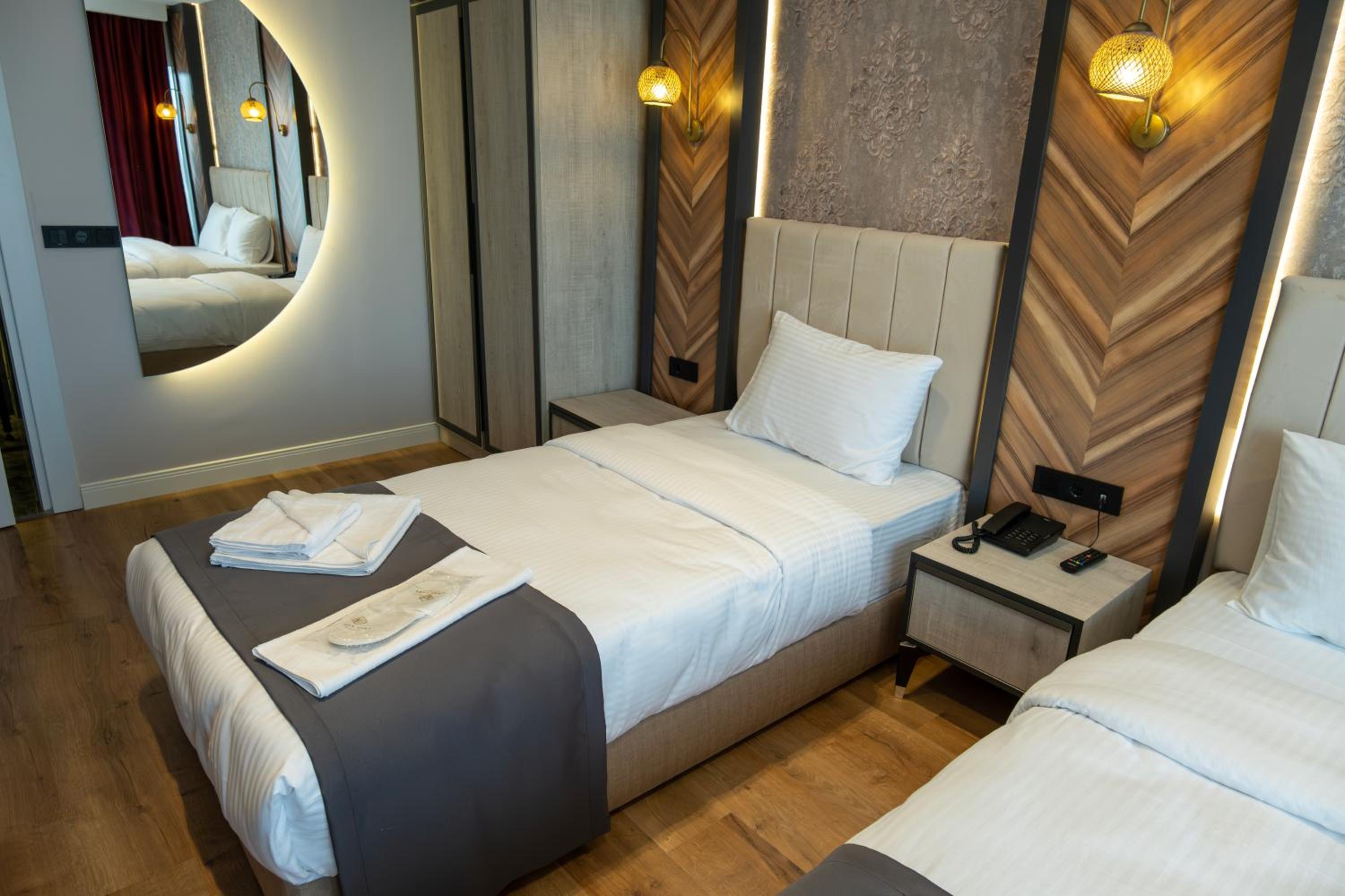 Linda Port Otel - Image 31