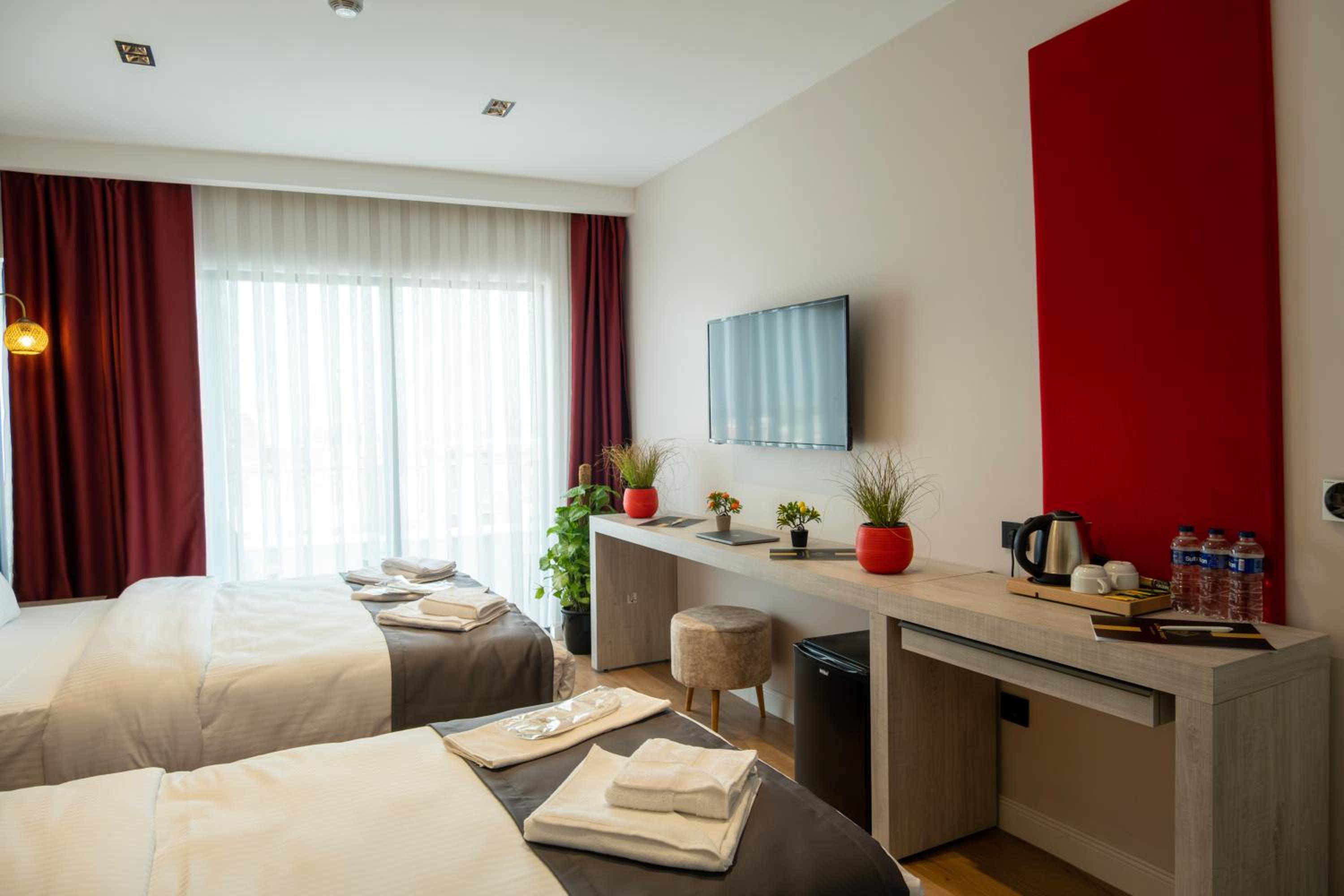 Linda Port Otel - Image 30