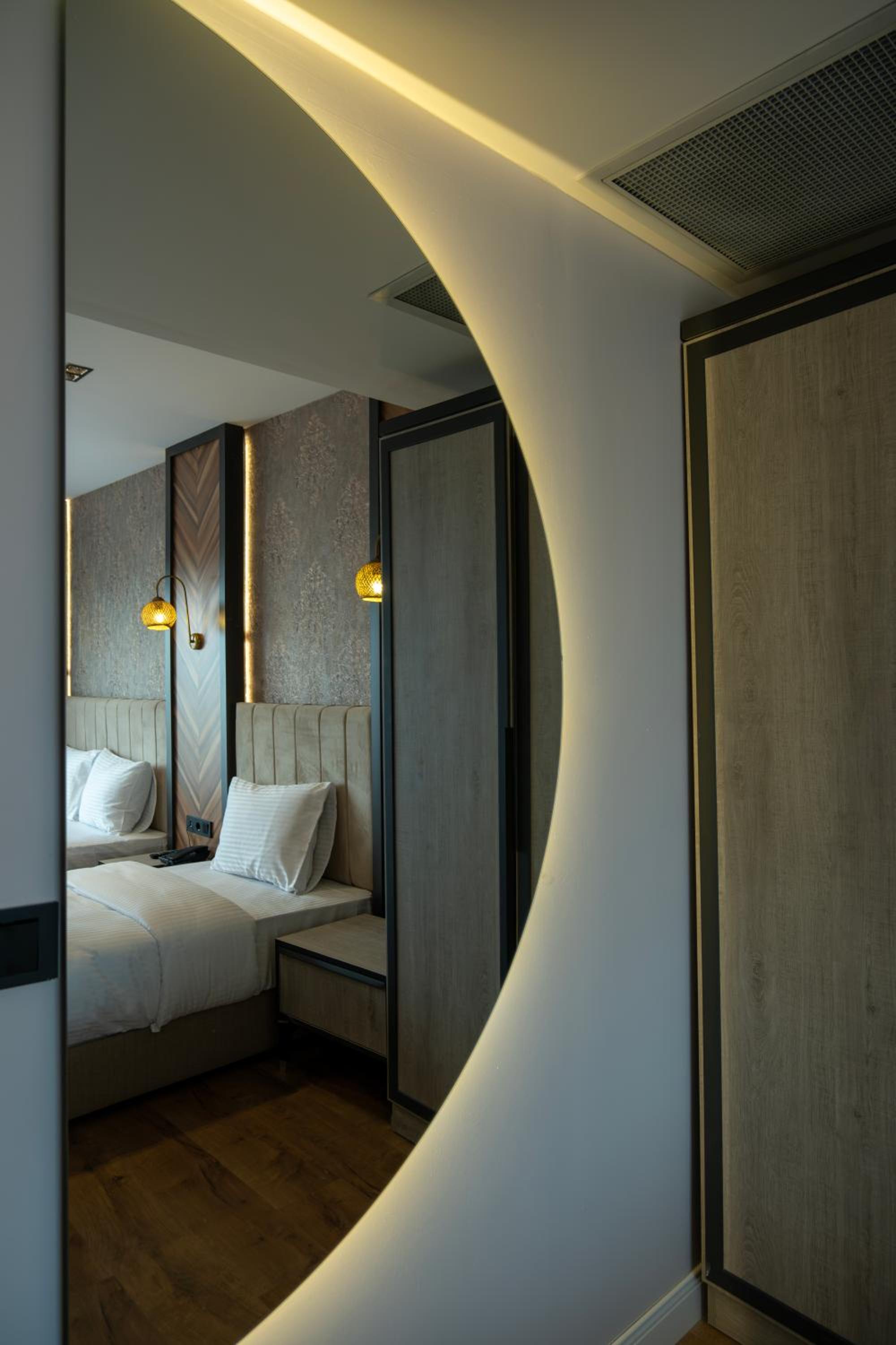 Linda Port Otel - Image 32