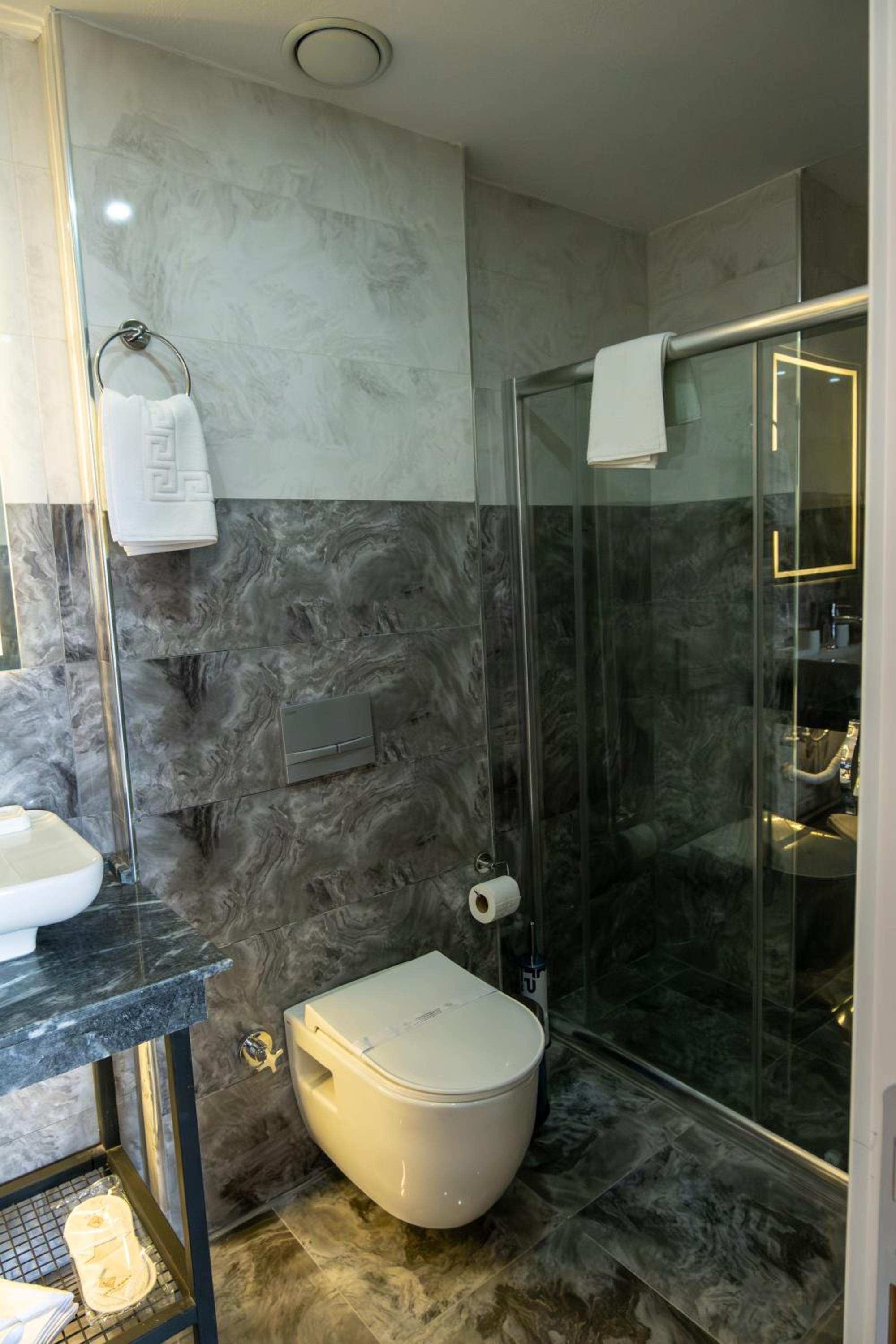 Linda Port Otel - Image 33