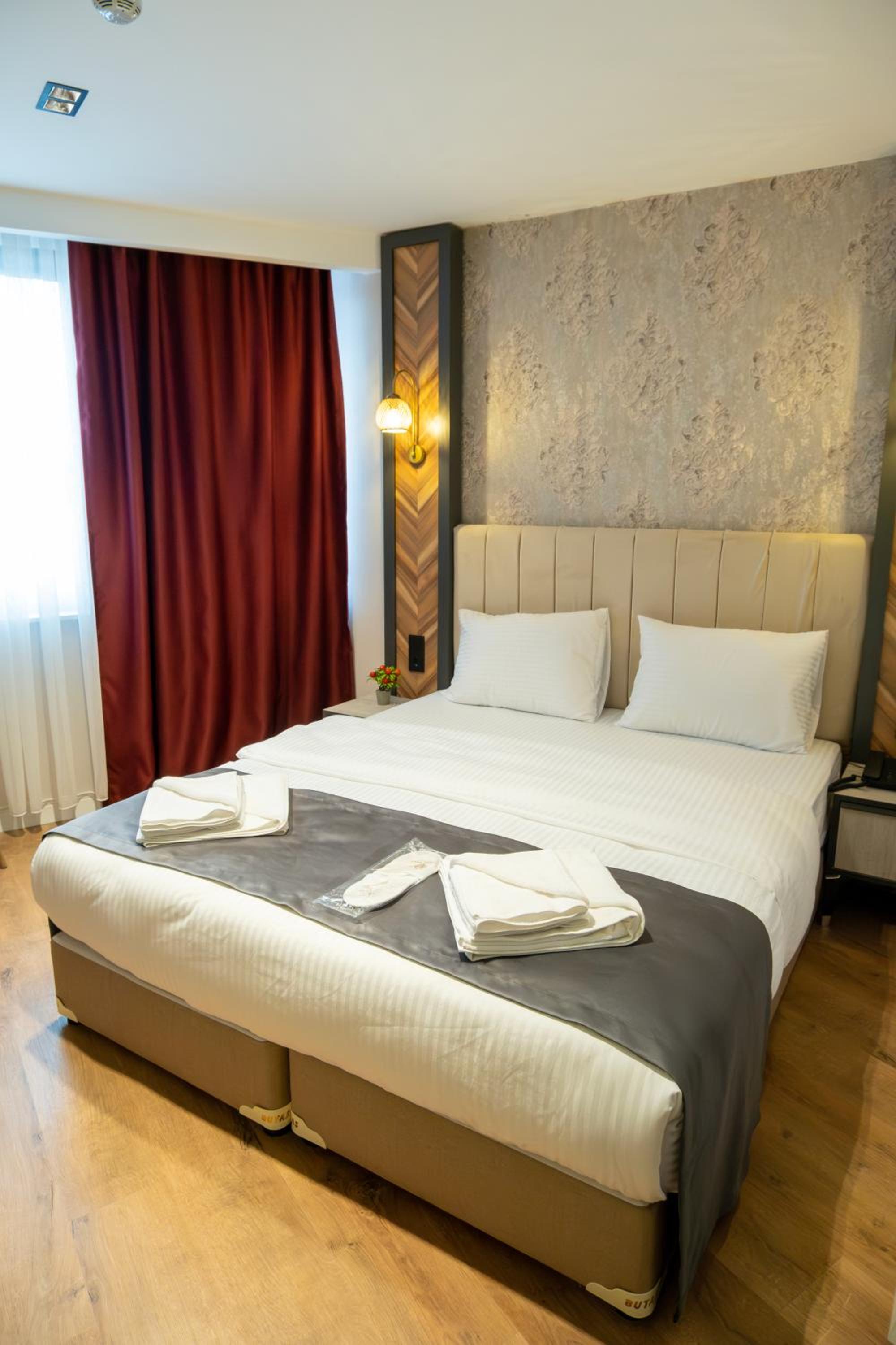 Linda Port Otel - Image 36