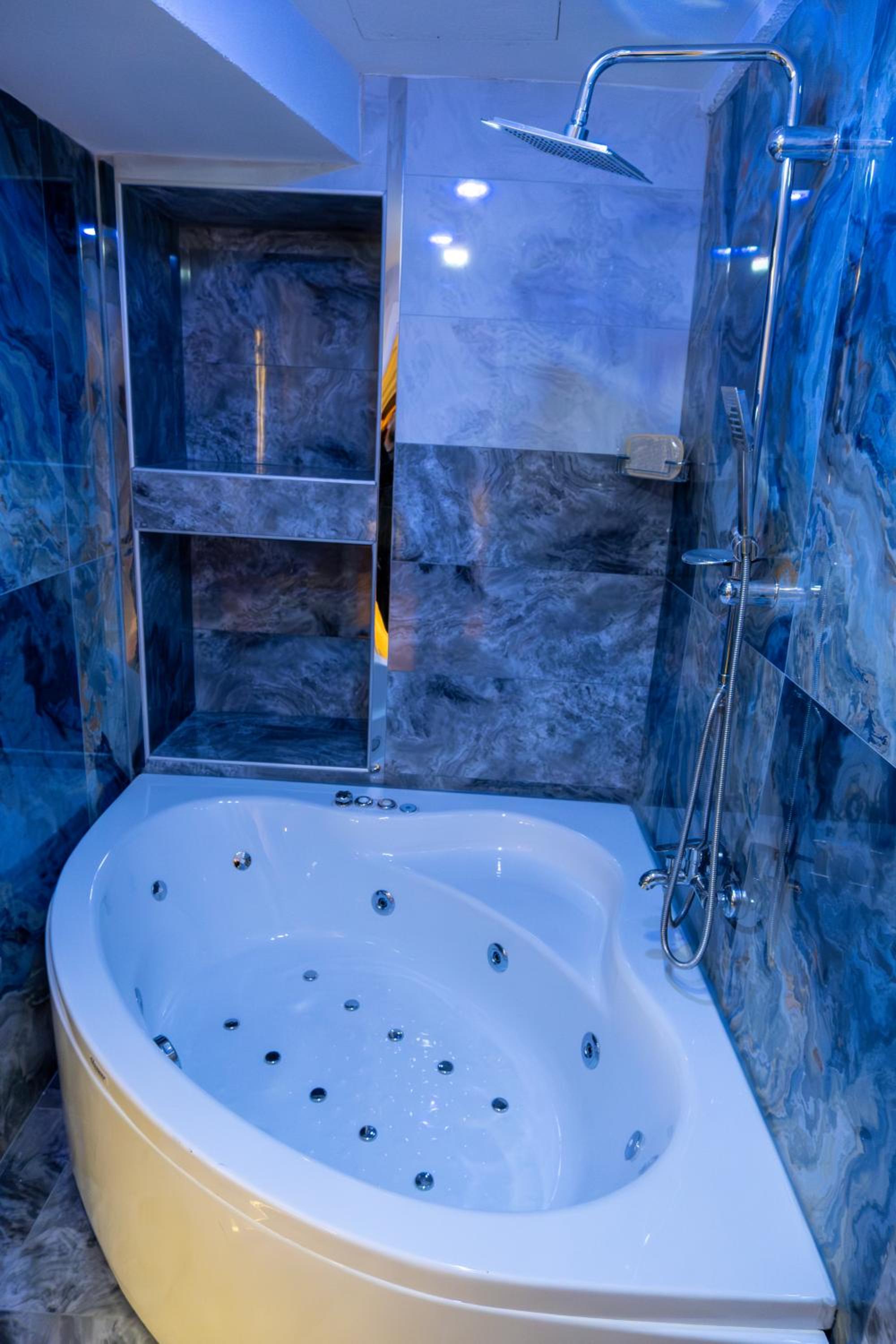 Linda Port Otel - Image 16