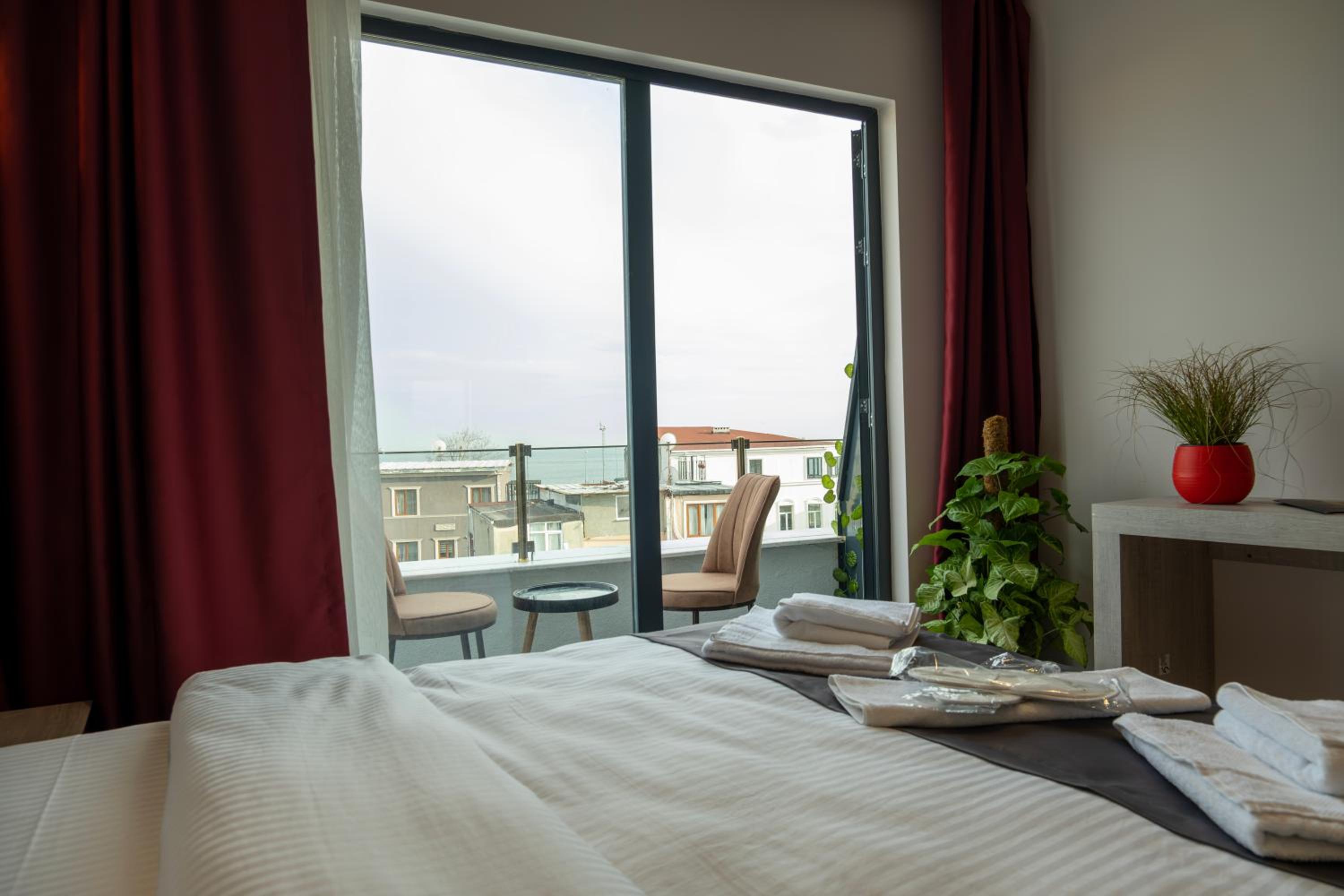 Linda Port Otel - Image 12