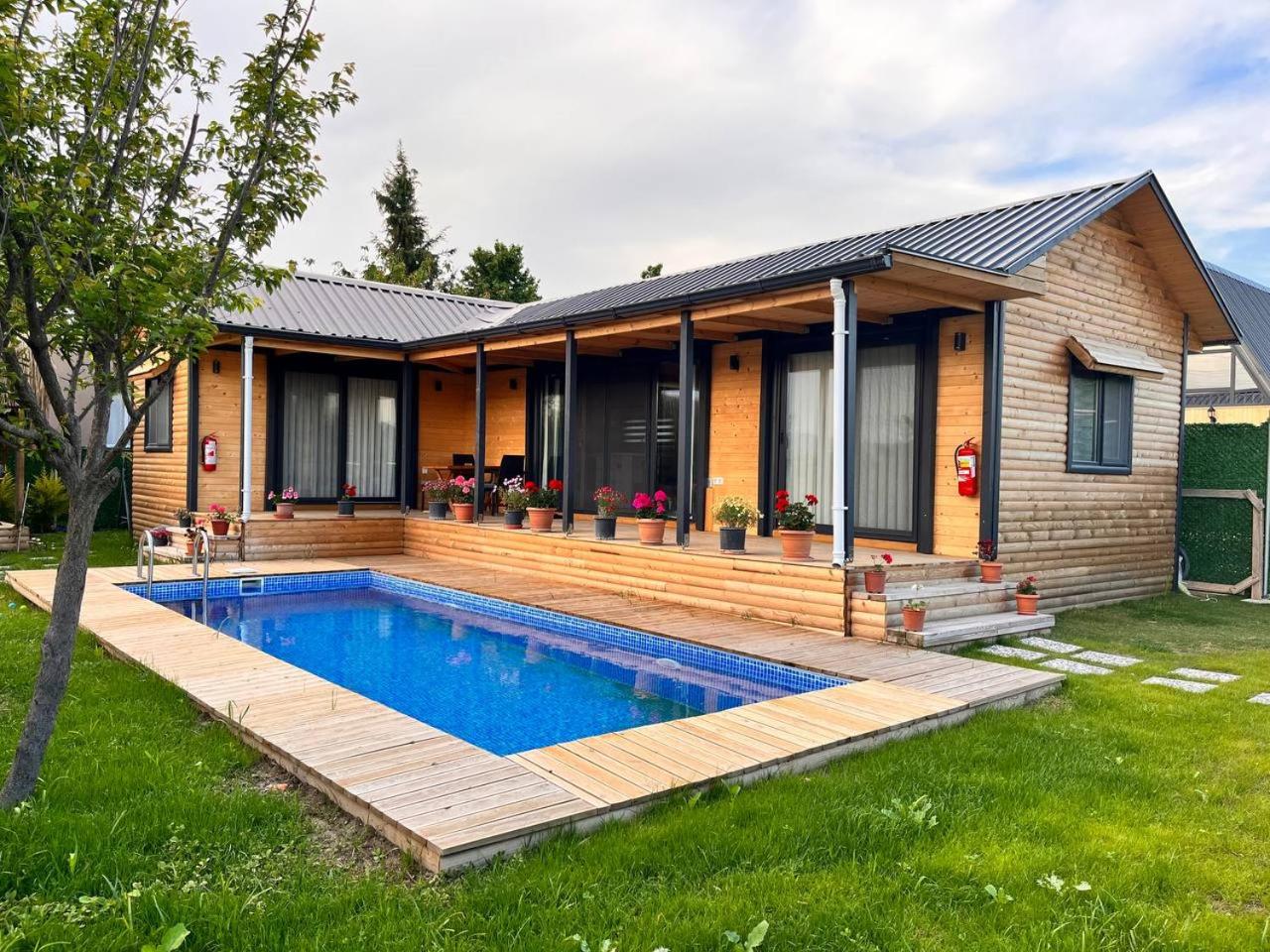 Hotel KARYA TREE HOUSE - Image 1