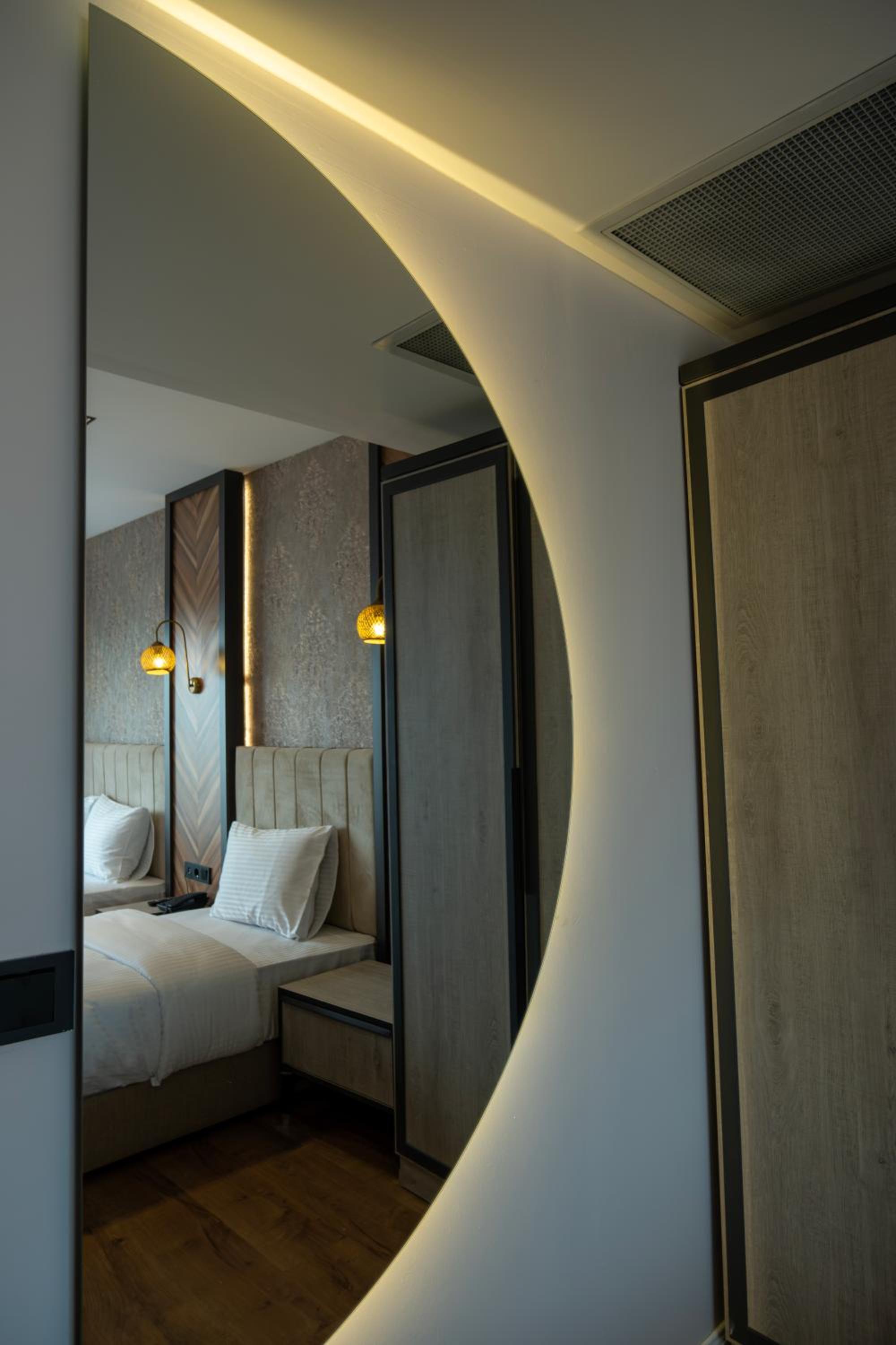 Linda Port Otel - Image 61