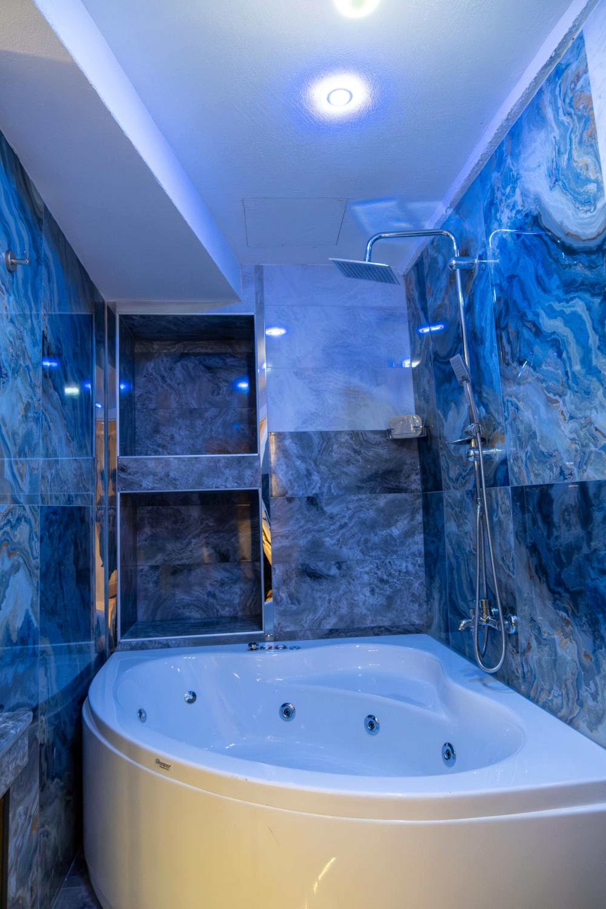 Linda Port Otel - Image 76