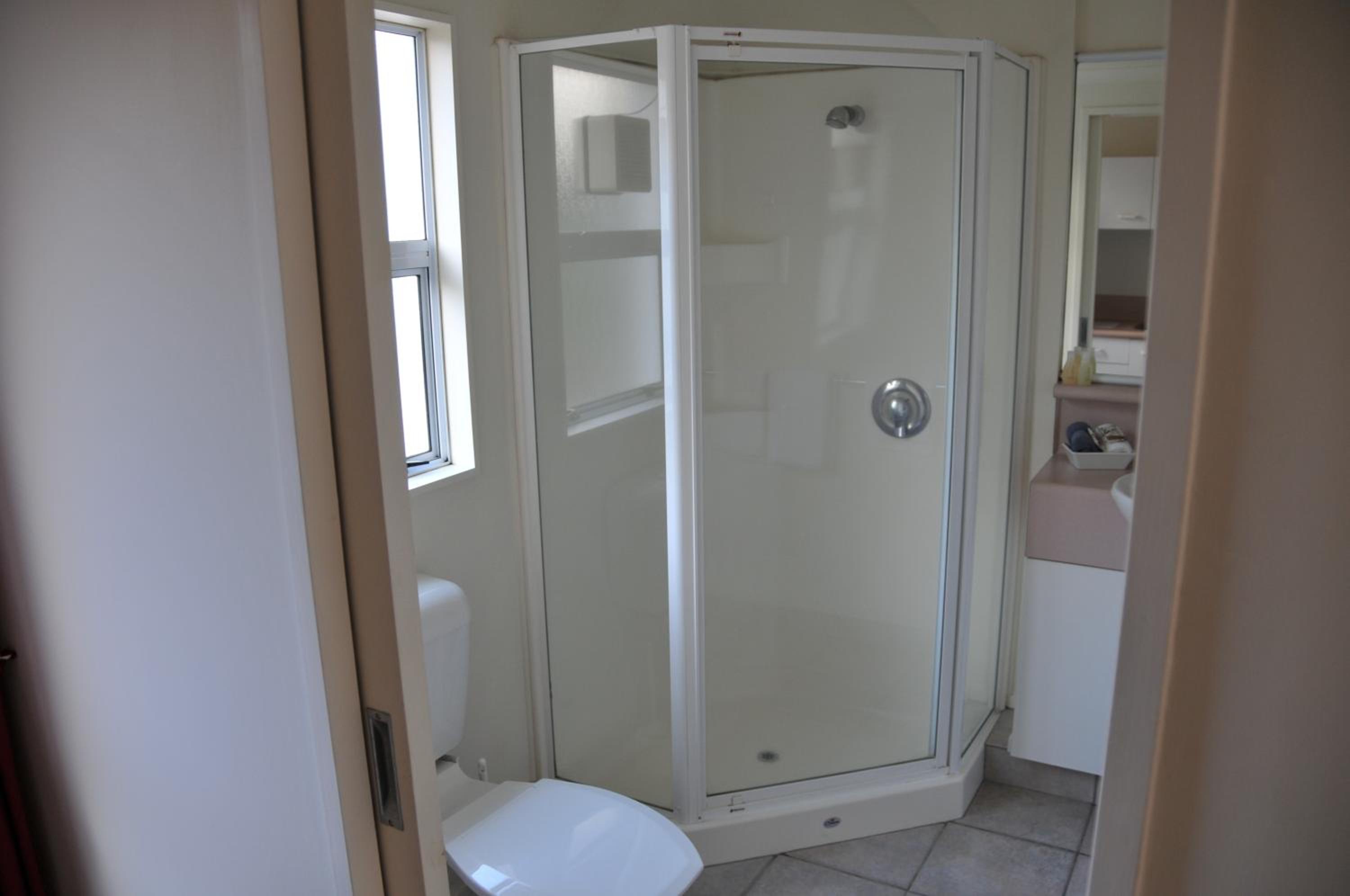 Lakeside Taupo Motel — photo 14