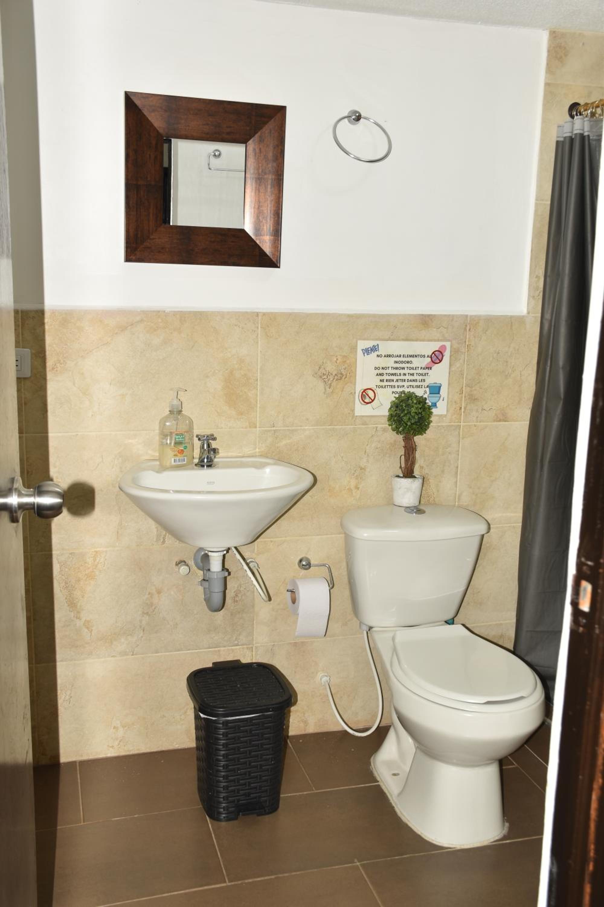Celaví Hostel