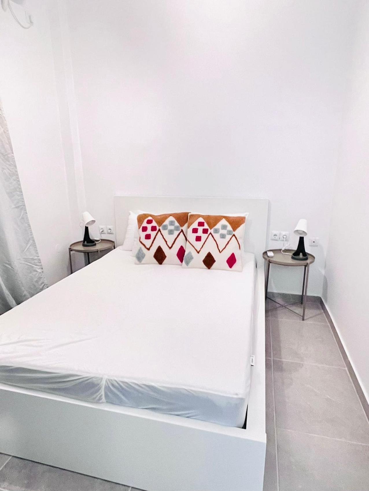 sky inn with wonderful Acropolis view in Neos kosmos