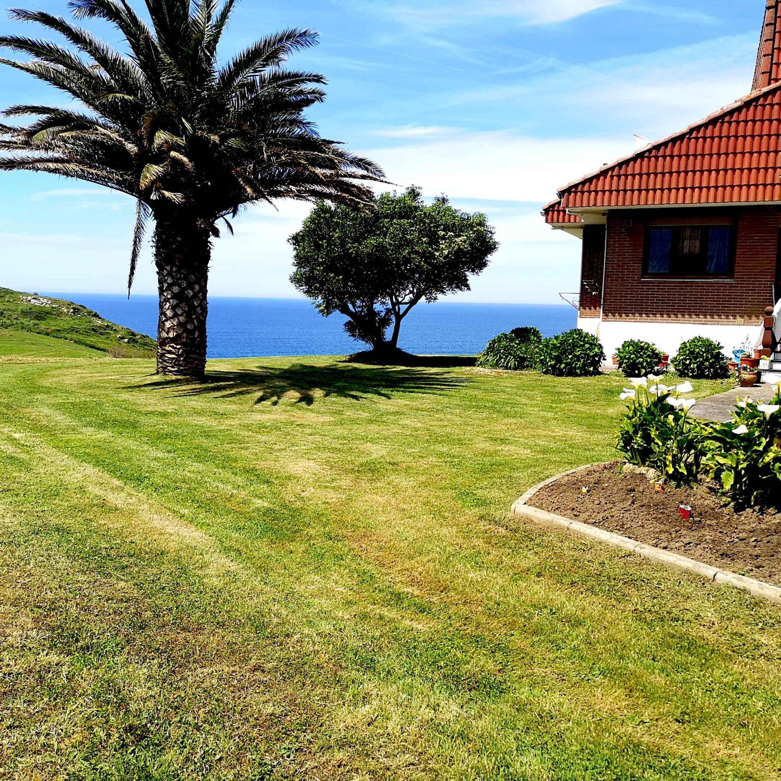 Apartamentos Gloria-patchwork-Ubiarco