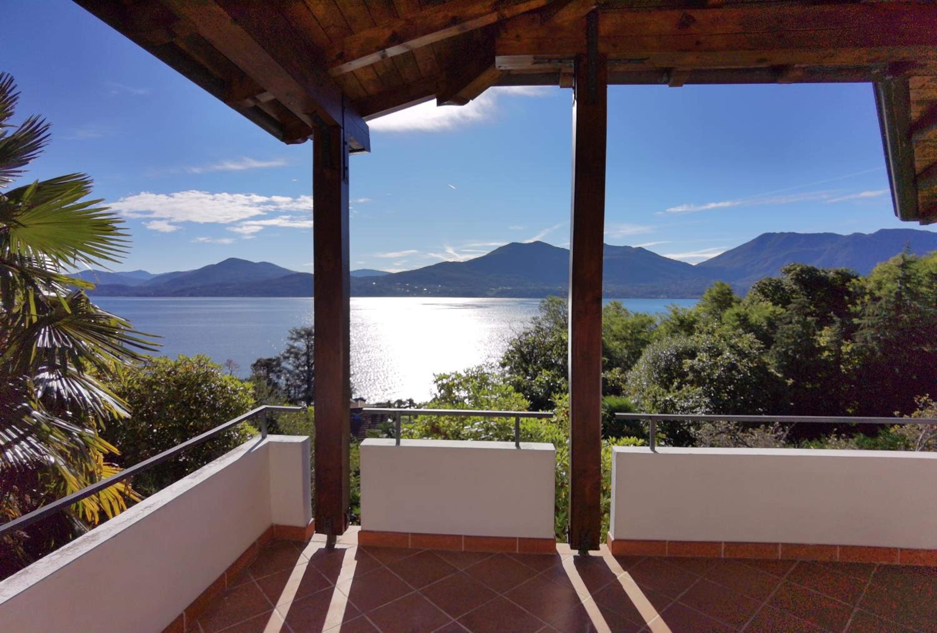 Villa Schaake Panoramic view Lake Maggiore view 3