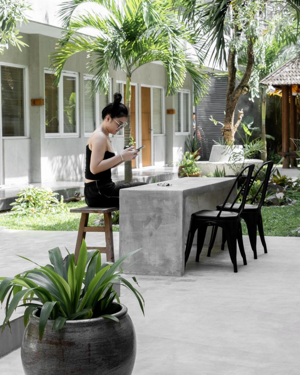 outdoor BBQ area