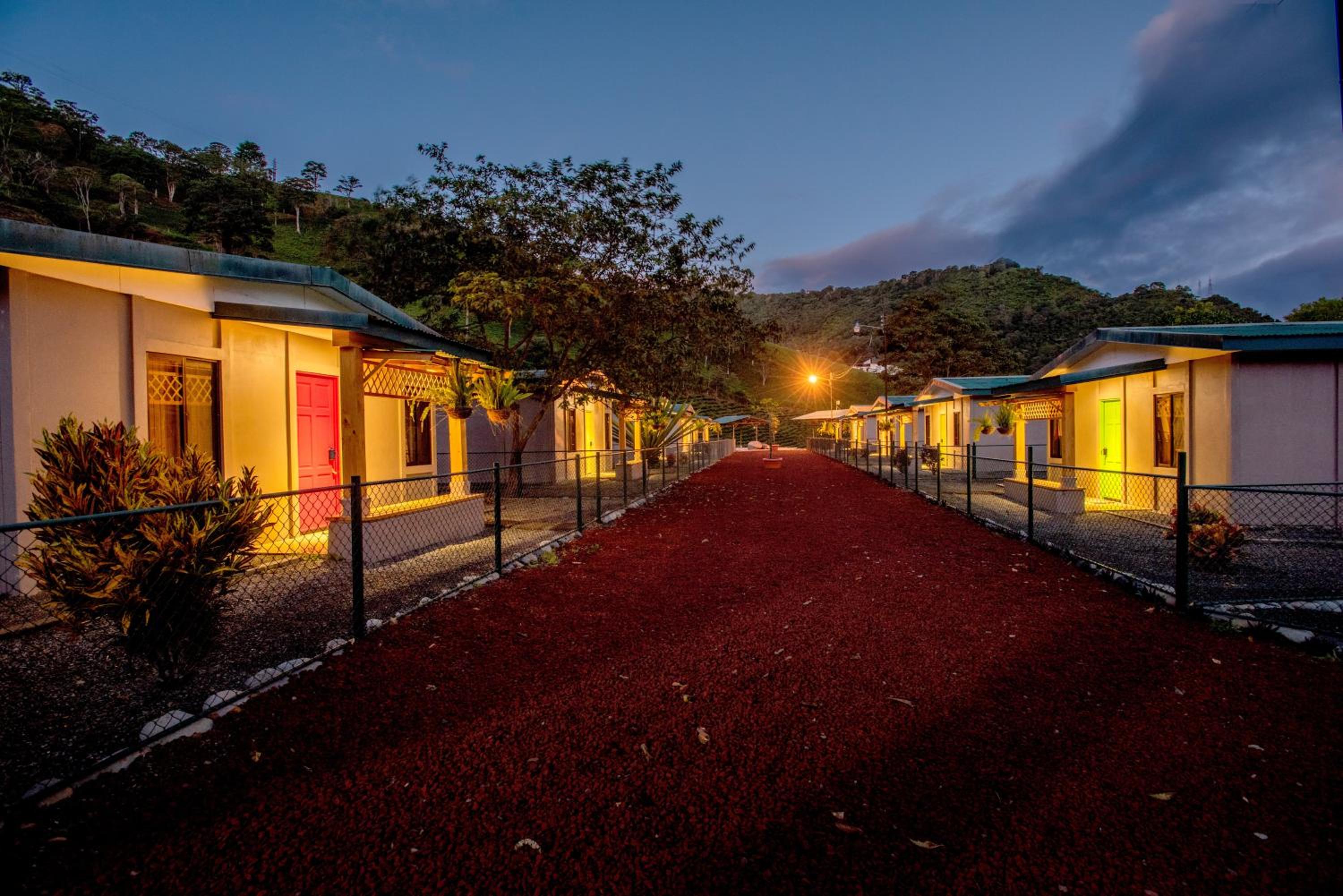 Hotel Coffee Pickers Village By Hacienda Orosi - Image 1