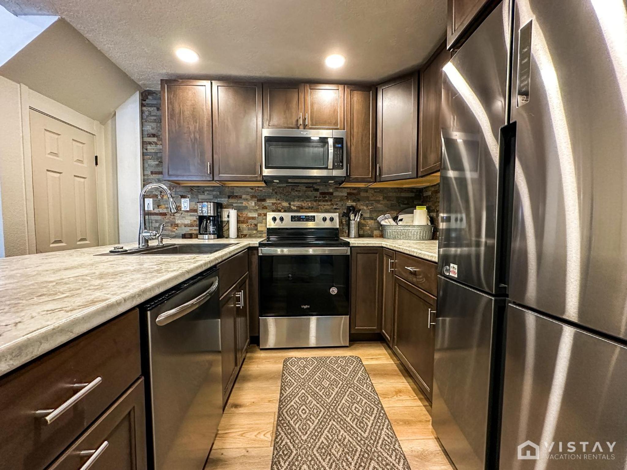 Luxury Ski Condo With Hot Tub view 3