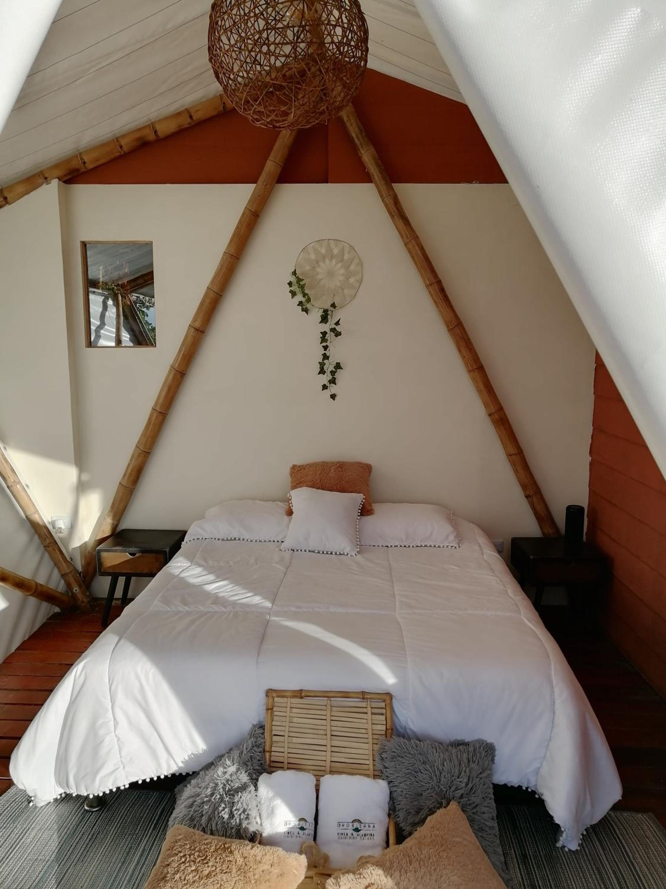 Glamping Orosierra