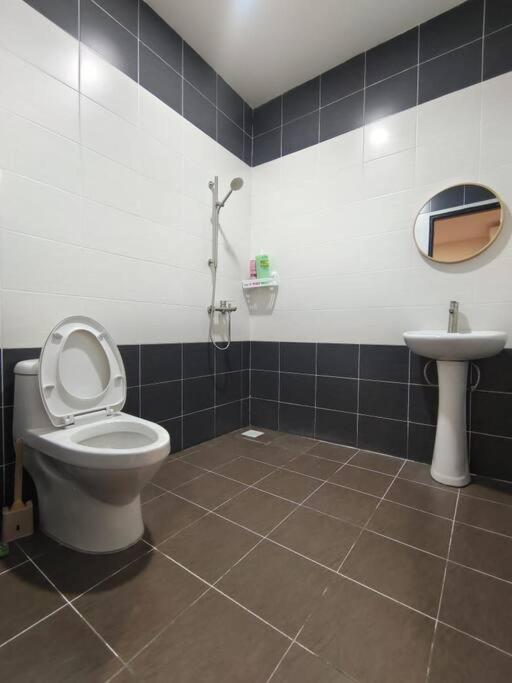 Sakura homestay 5 bedrooms - Spring Lopeng 14 pax photo 4
