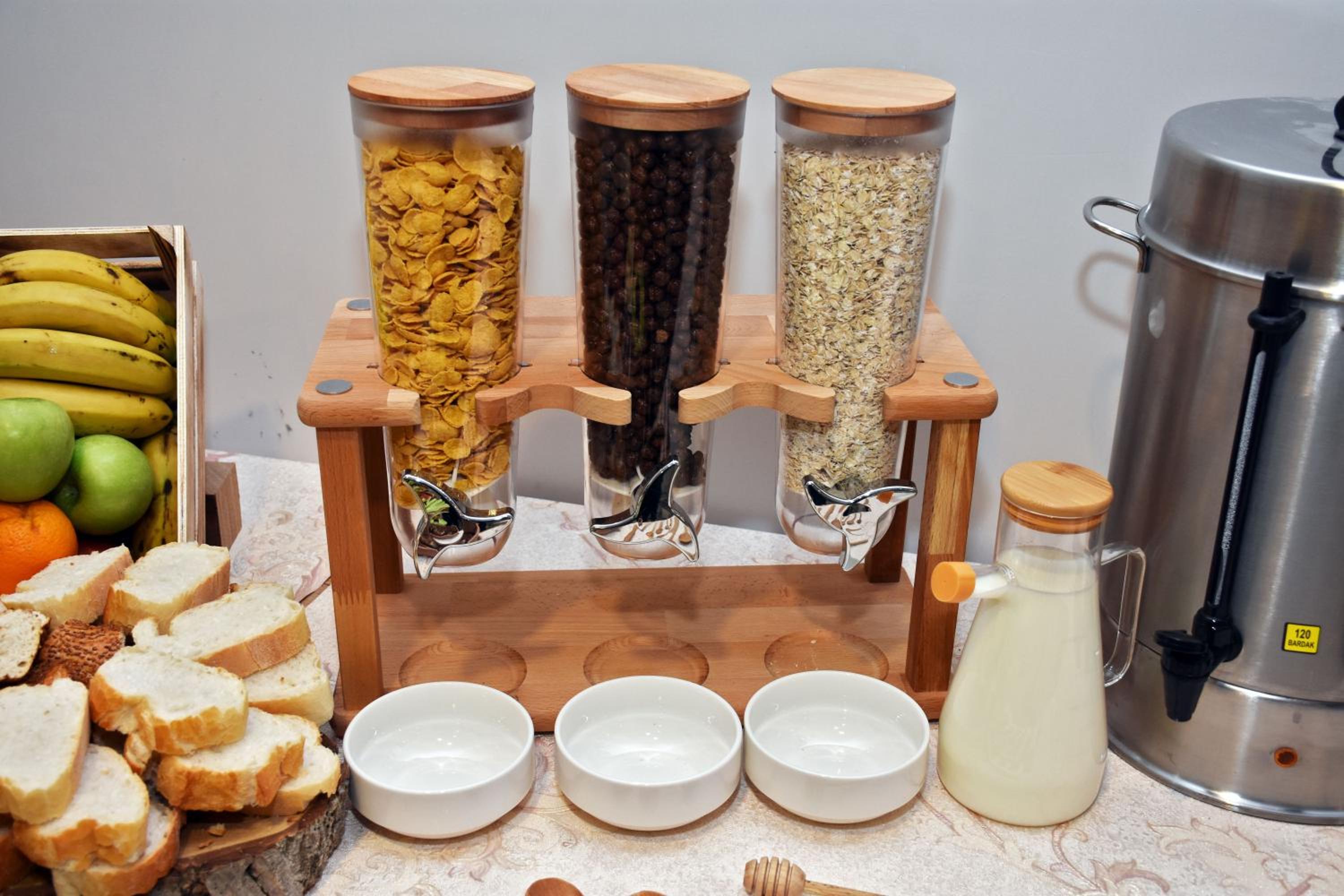 Linda Port Otel - Image 96