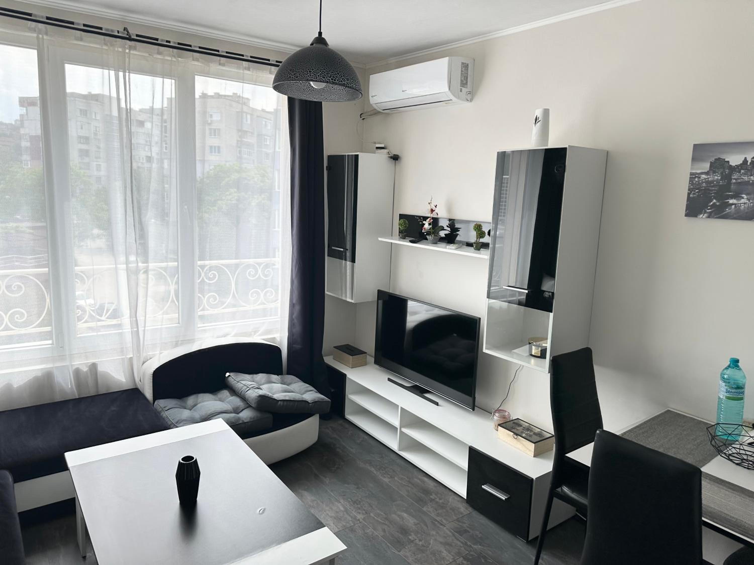 Budget Luxury Apartment - Absolutely New Building! view 2