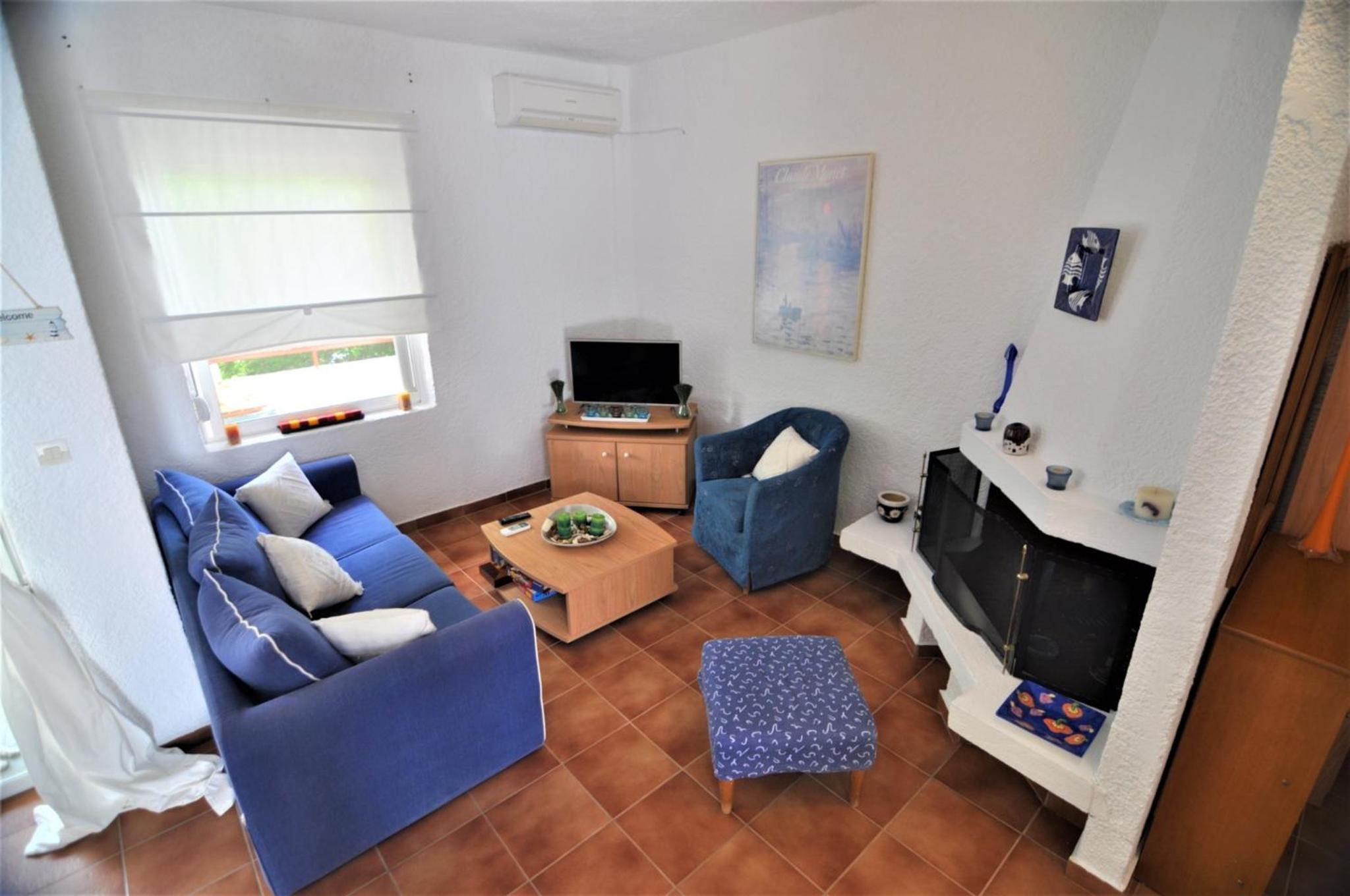 Zennova #16 Naftilos Family Summer House view 2