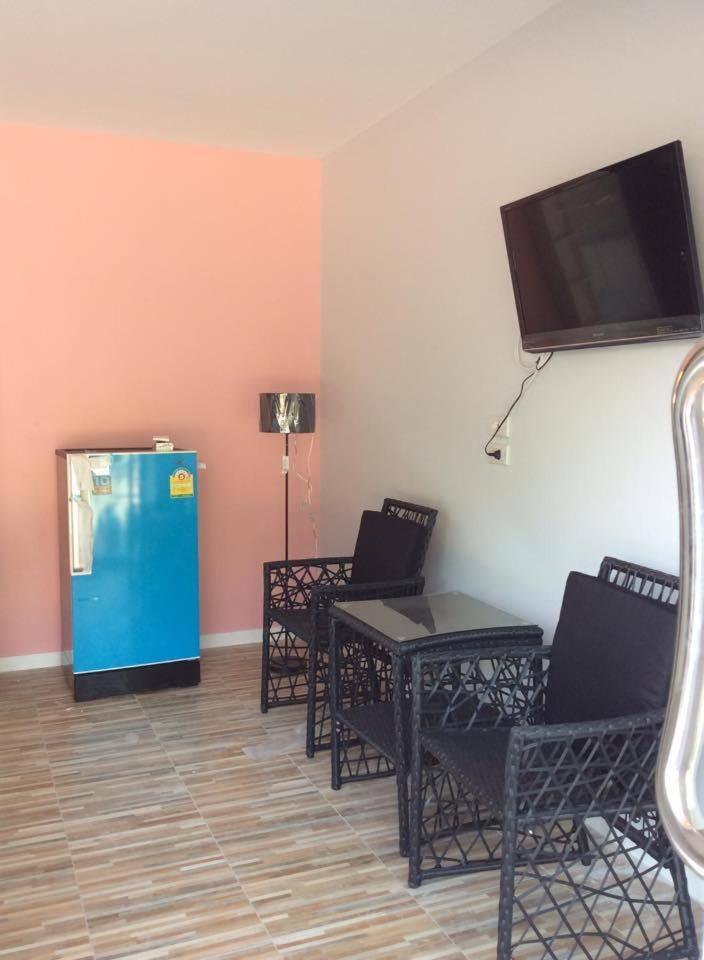 R2 Apartment Service