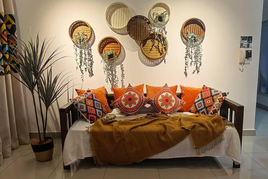 BOHO Geniehome 3BR free W-ifi @ Utropolis ShahAlam photo 1