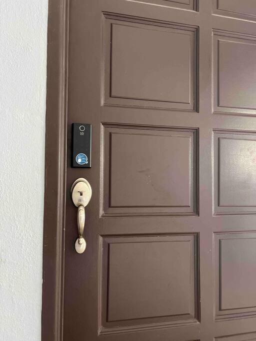 NEW! Naiz Crib 4 Bedroom at Kepayang Heights photo 3
