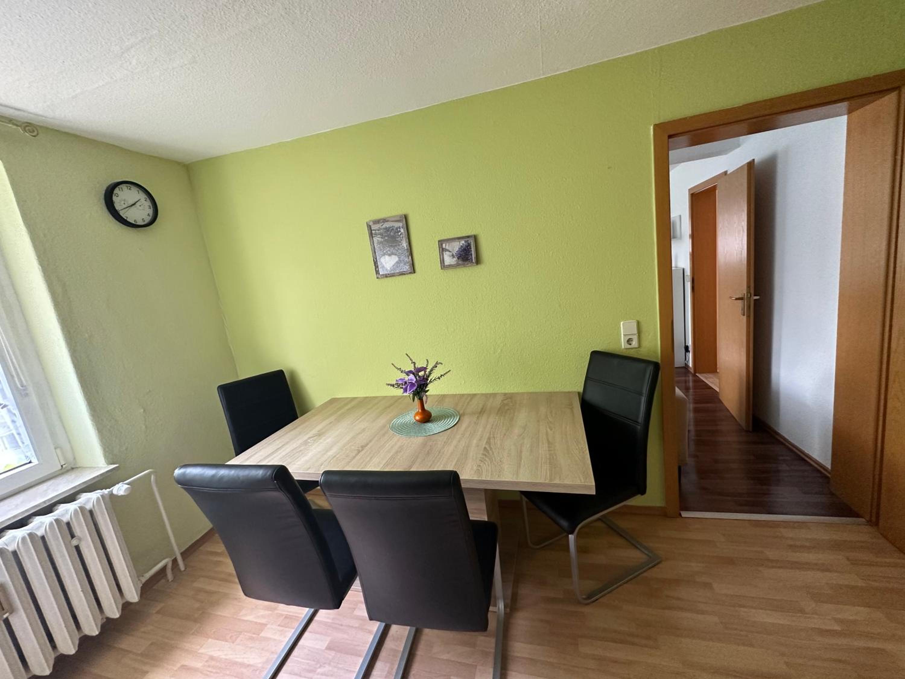 Ferienwohnung, Apartment, Monteurwohnung mit Klimaanlage Wettin-Löbejün