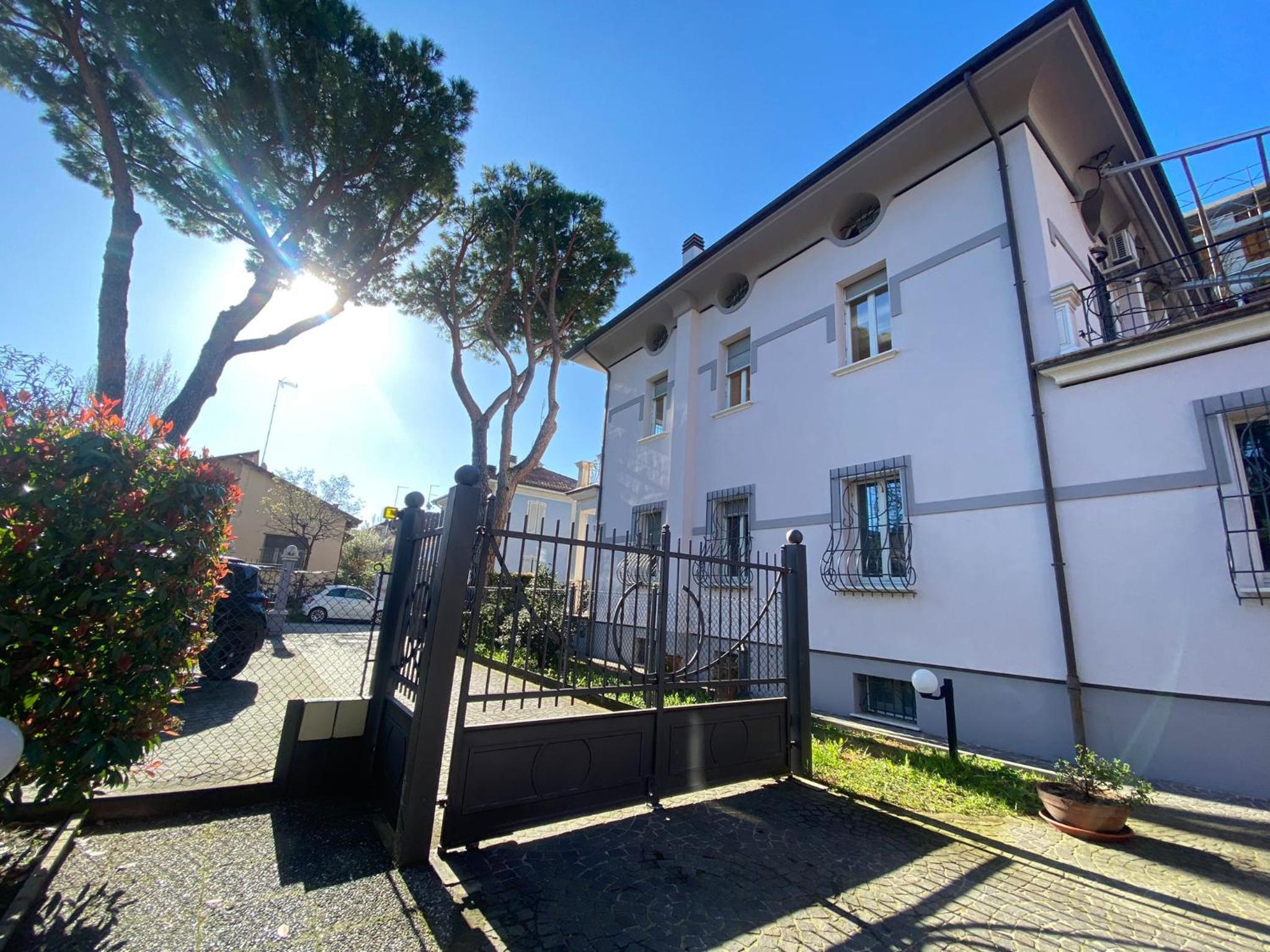 Villa Maldestra