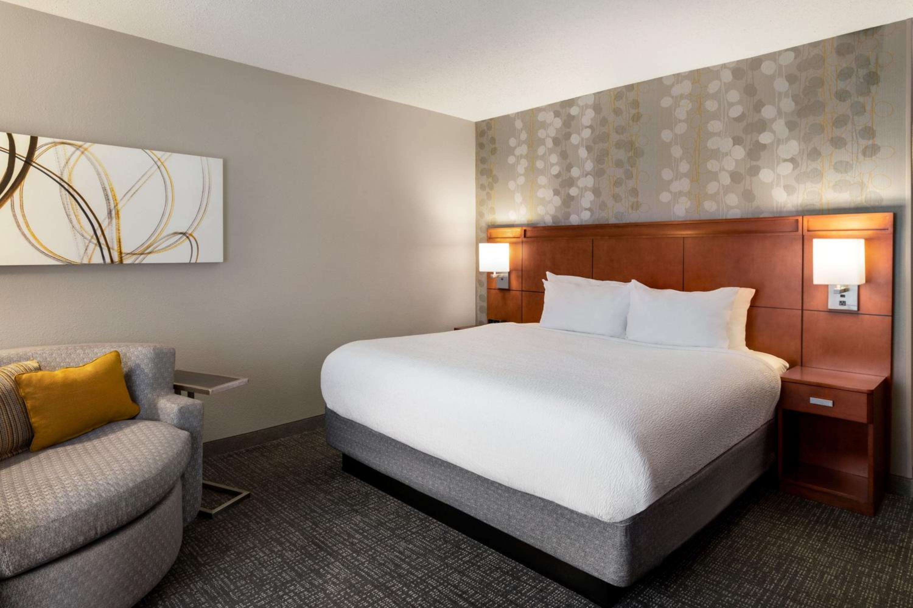 Tupelo Vacations - Courtyard Tupelo - Property Image 40