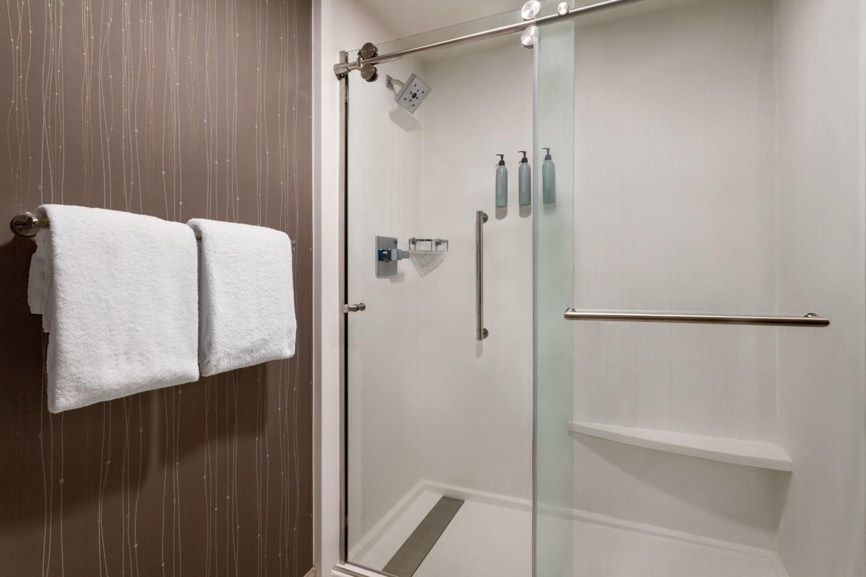 Tupelo Vacations - Courtyard Tupelo - Property Image 48