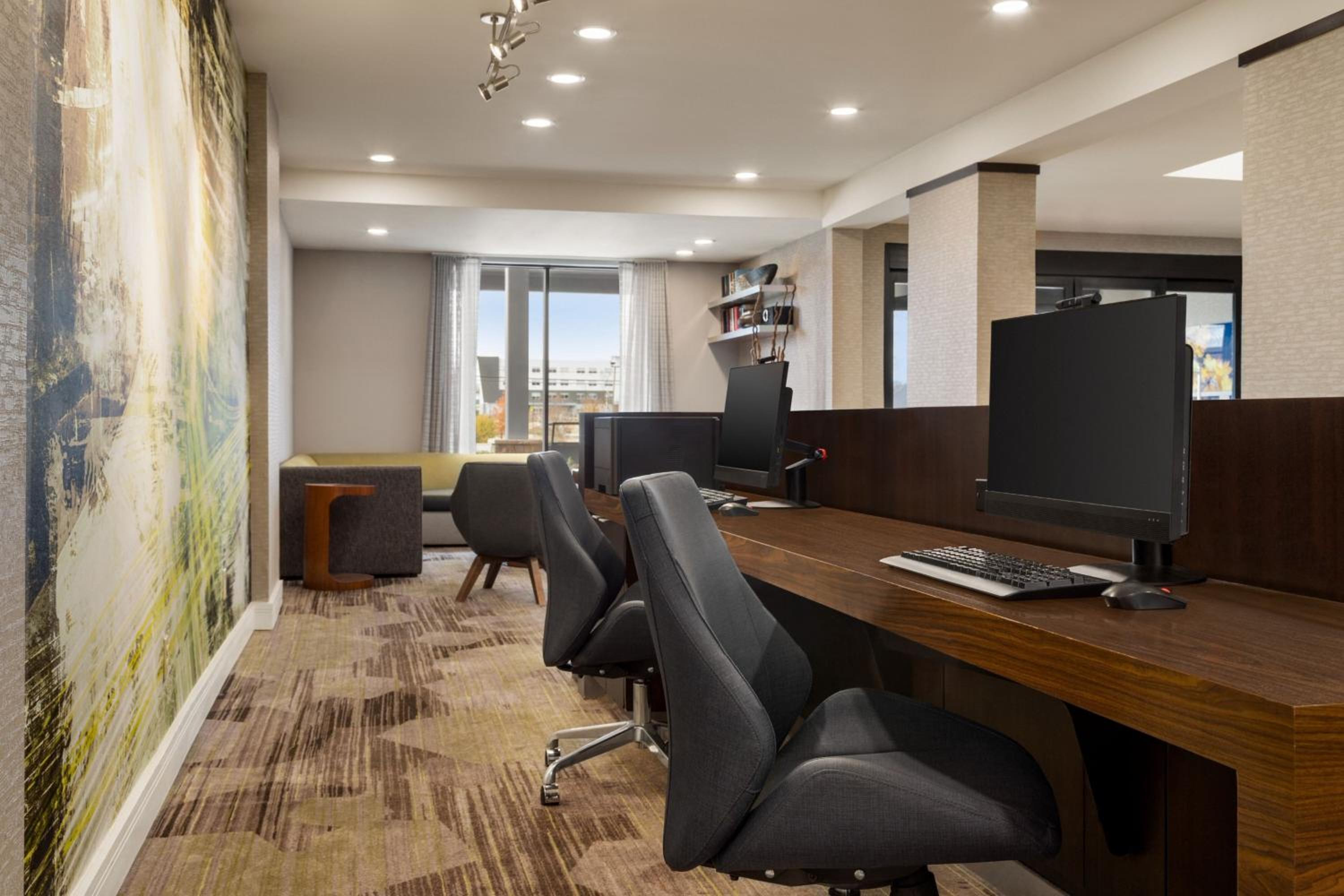 Tupelo Vacations - Courtyard Tupelo - Property Image 5