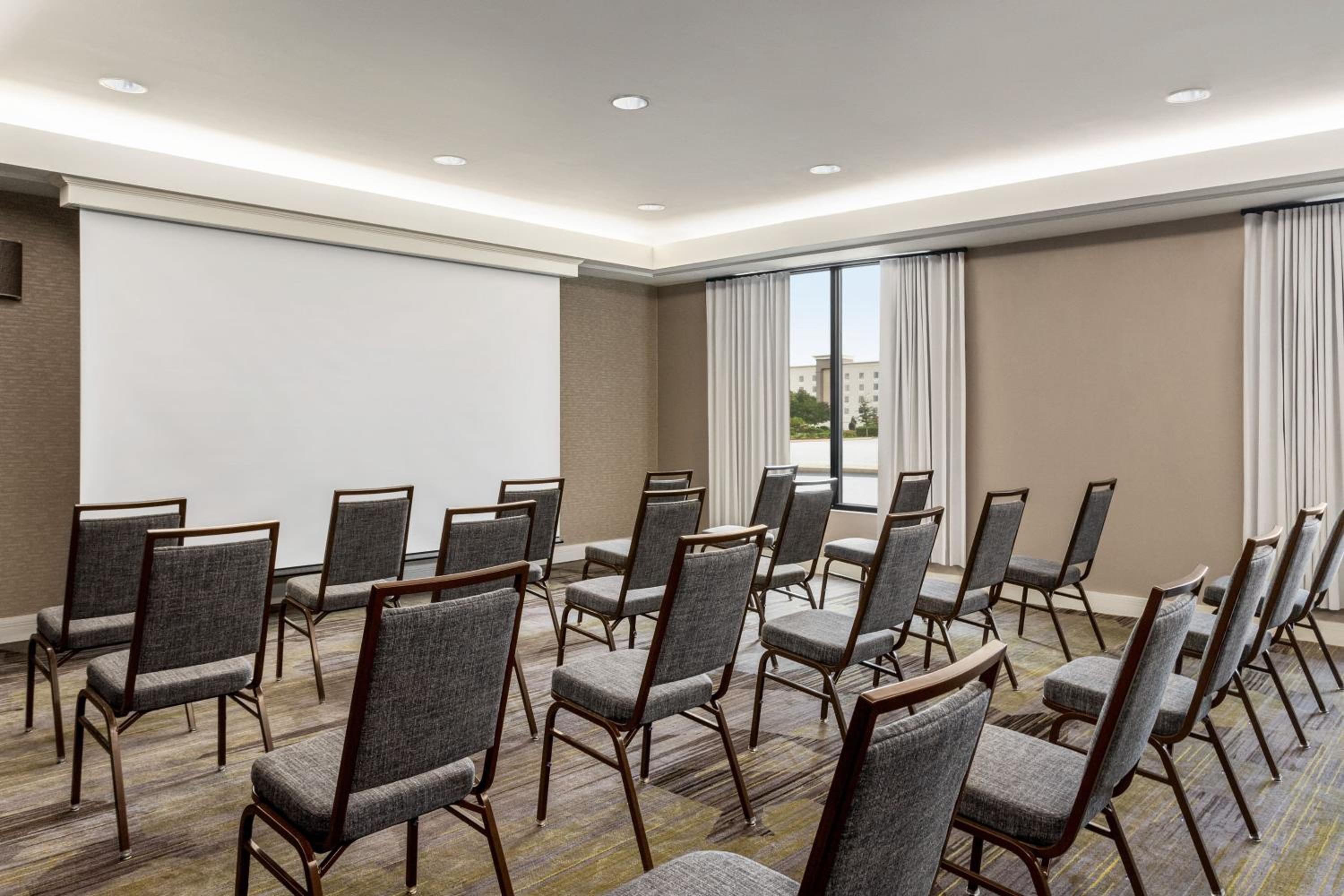 Tupelo Vacations - Courtyard Tupelo - Property Image 25