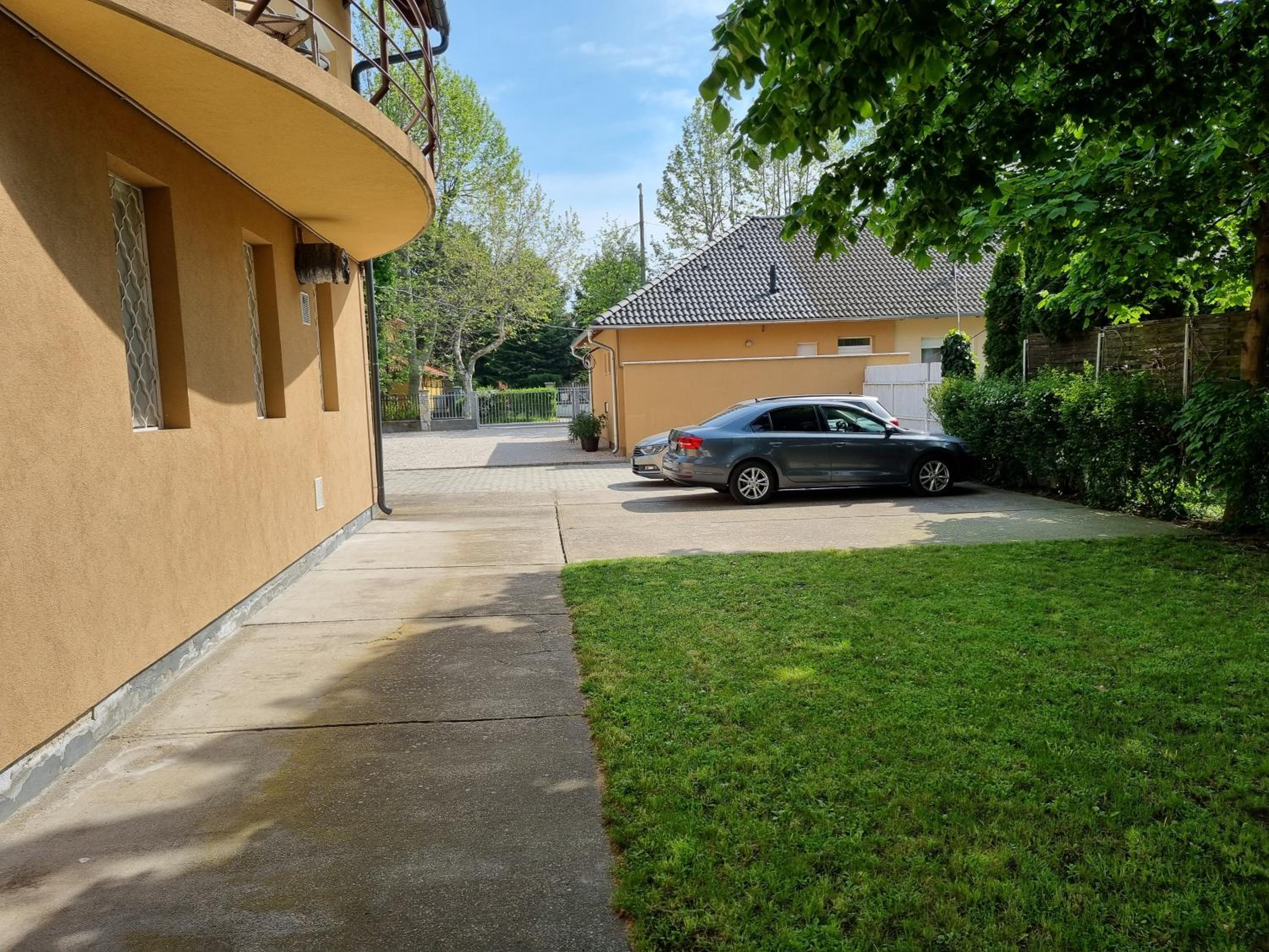 Photo 31