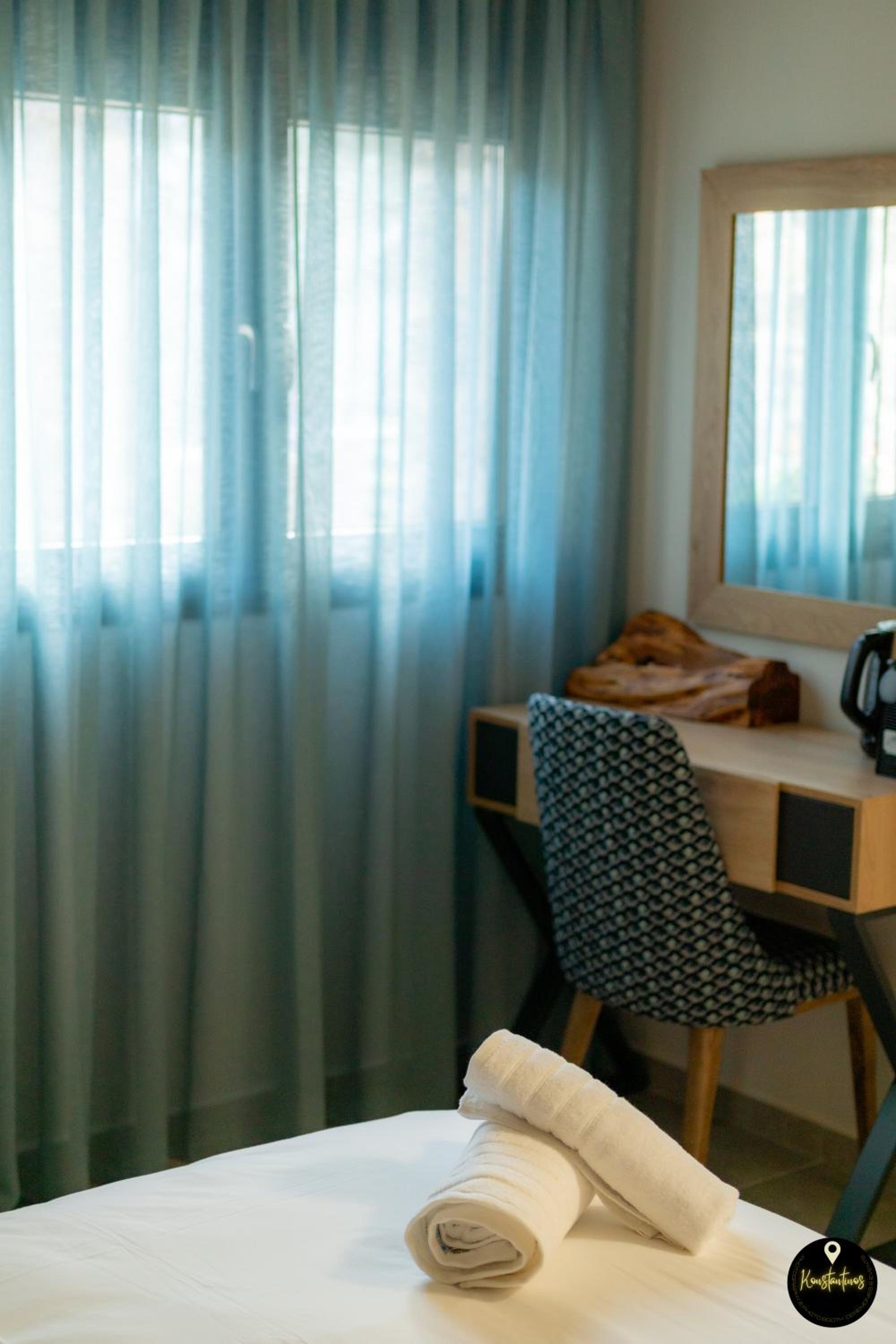 Pinolia Rooms