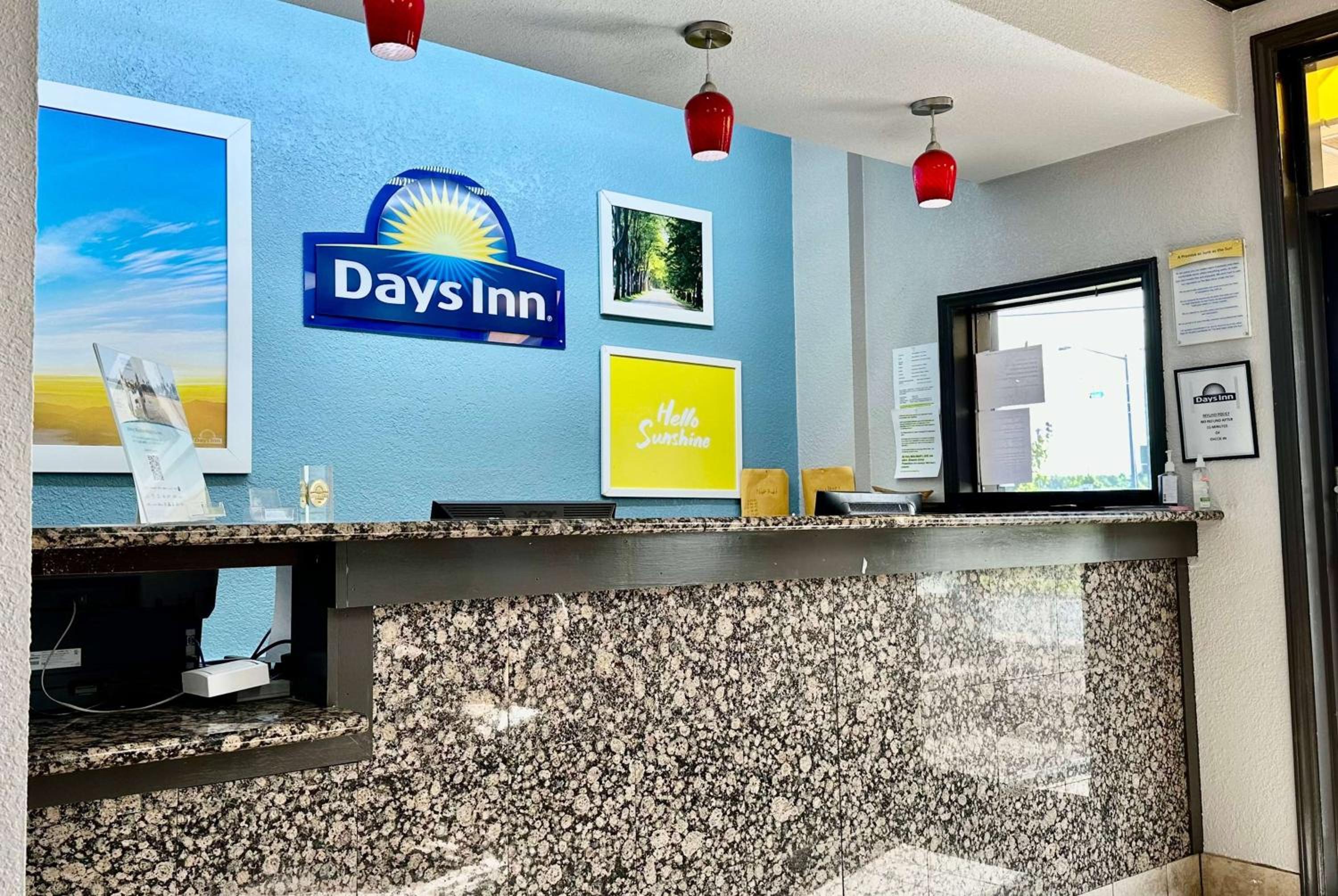 Days Inn by Wyndham Charlotte Northlake view 2